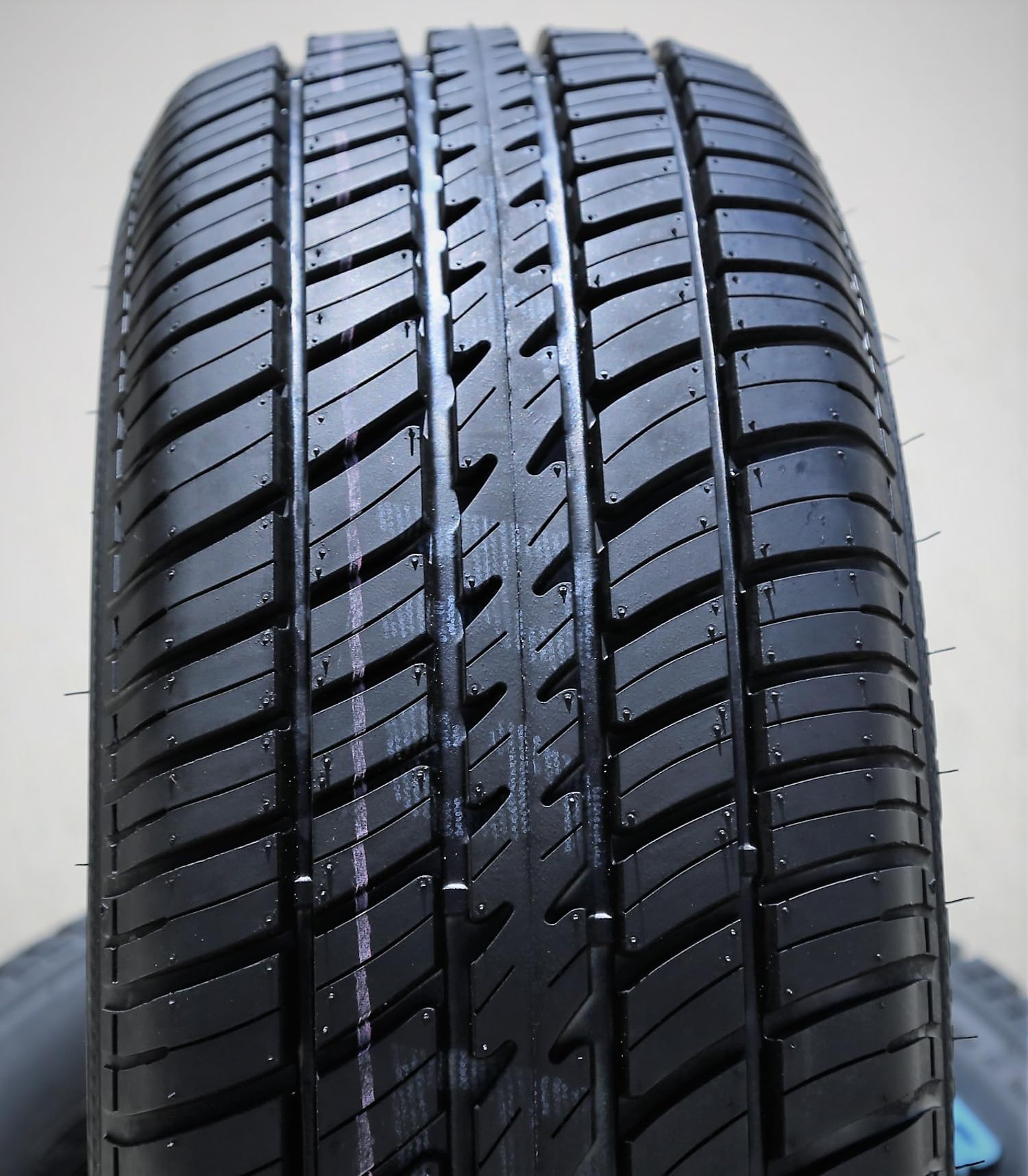 P225/70R15 100T SL RWL Cooper Cobra G/T