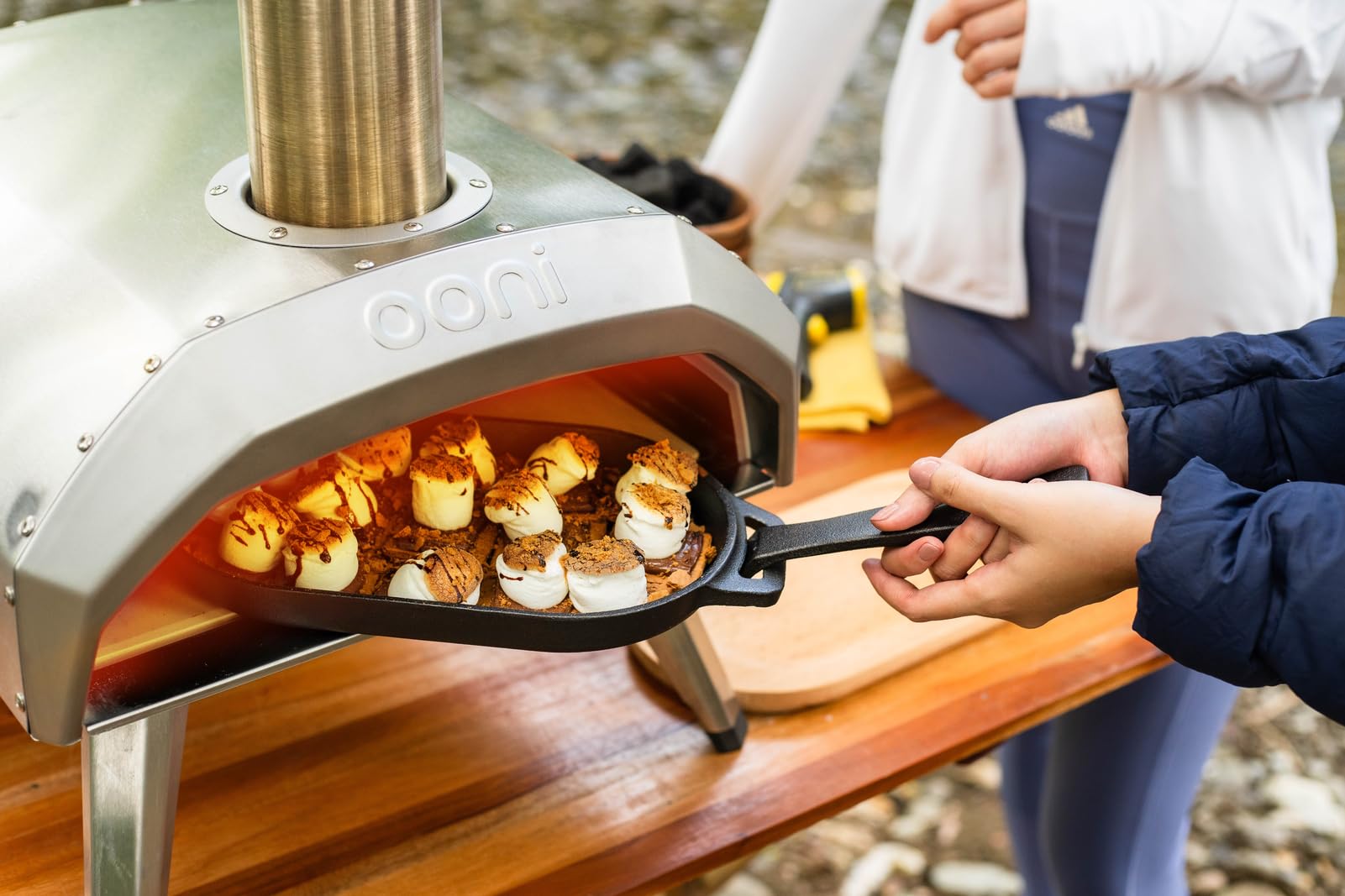 Ooni Karu 12 Pizza Oven – Portable Wood Fired Pizza Oven, Outdoor Wood and Gas Fired Pizza Oven for Stonebaked Pizza in 60 seconds