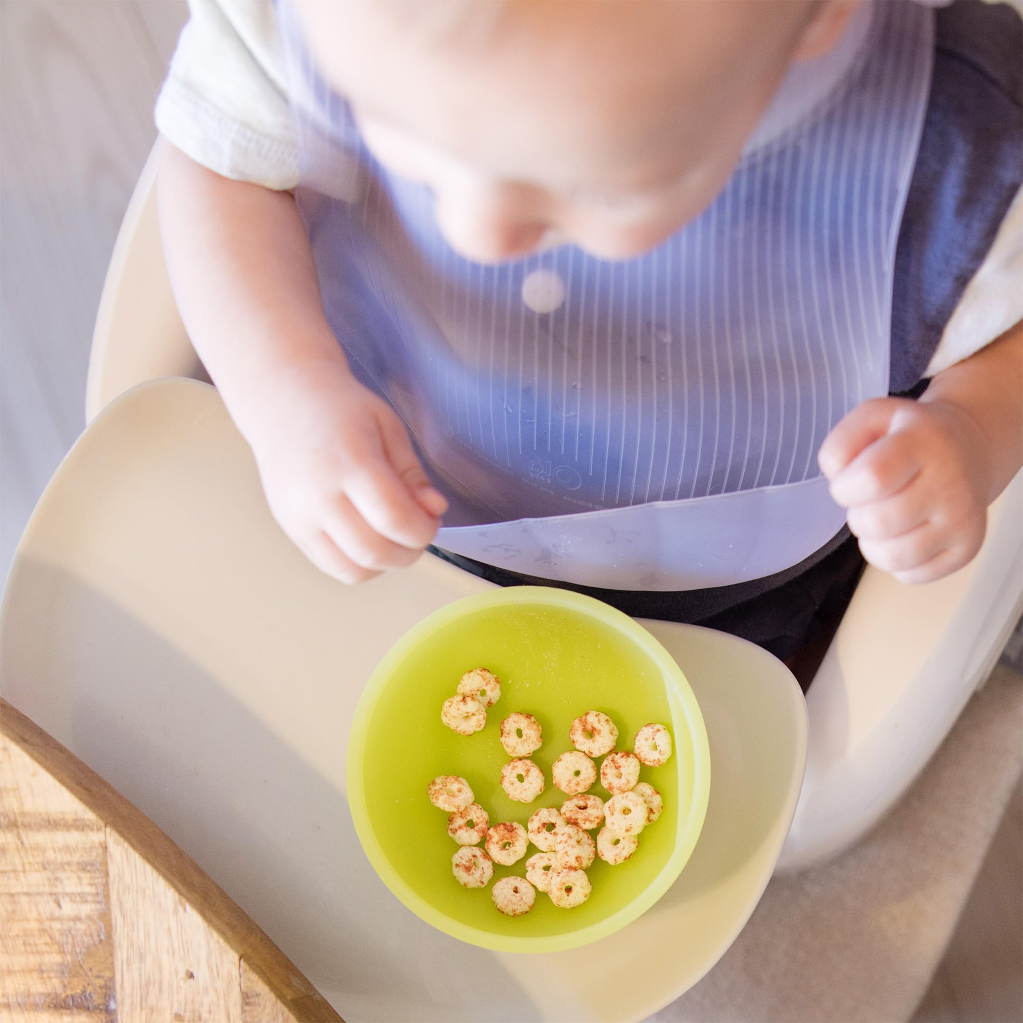 Olababy Fold N Go Silicone Baby Bib w Travel Case | Soft, Lightweight, Waterproof Bibs for Infants & Toddlers | BPA Free (1 Bib + 1 Travel Case, Lilac)