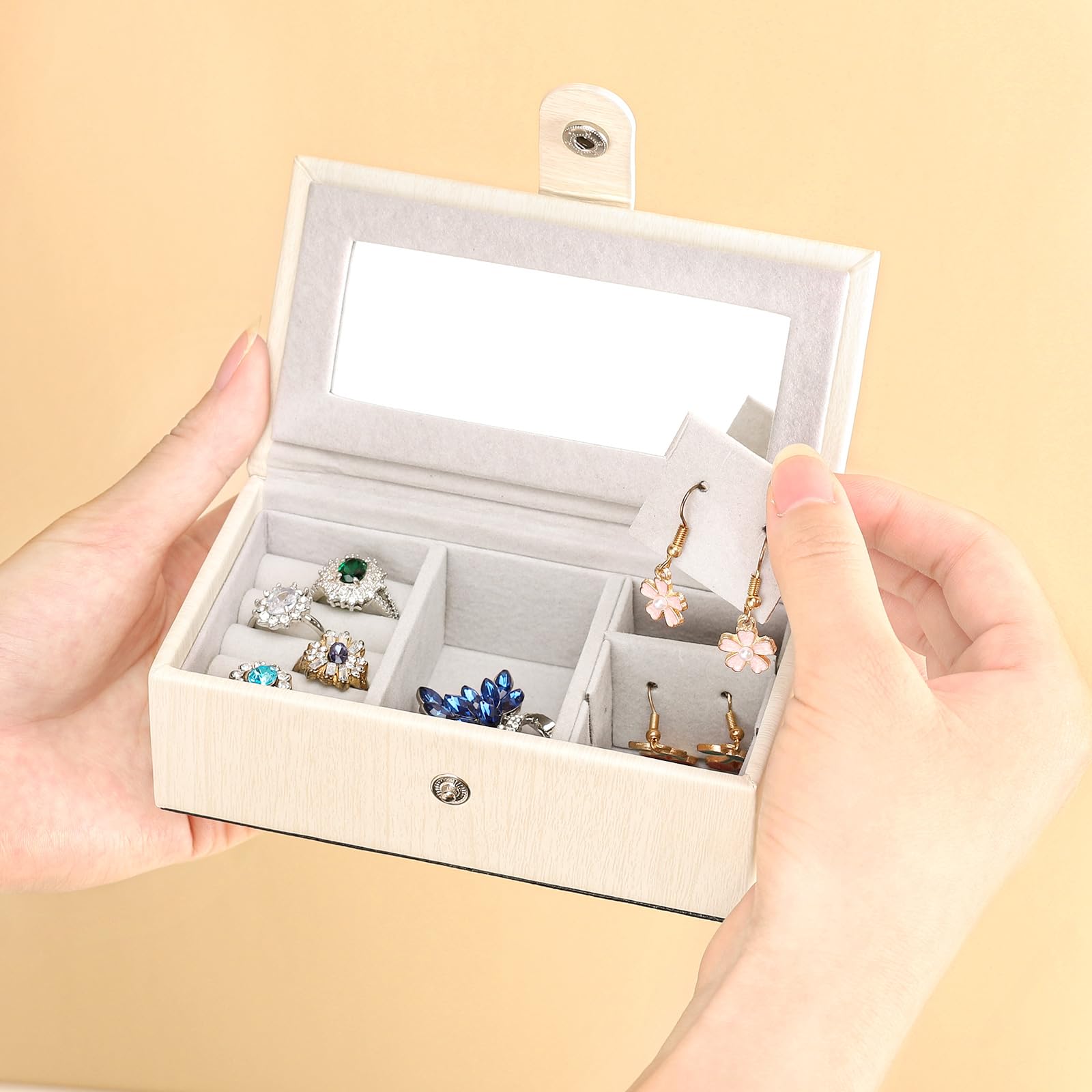 Homde Jewelry Box for Women Girls with Small Travel Case Mirror Necklace Ring Earrings Organizer White Wood Grain