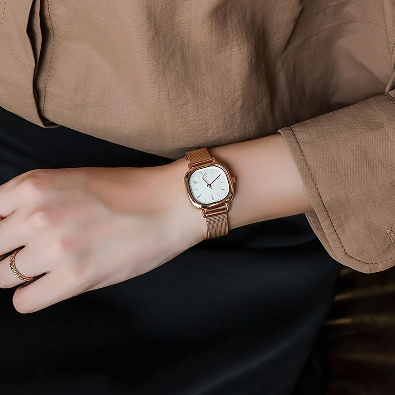 BESTKANG Women's Mesh Bracelet Watch Retro Square Stainless Steel Ladies Watch Dress Waterproof Analog Quartz Watches for Women (Gold White)