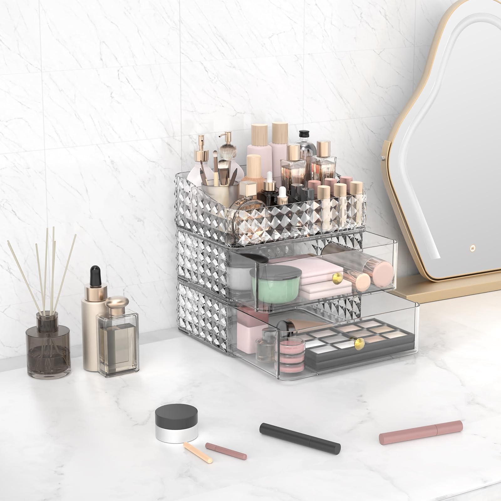 Rosoenvi Makeup Organizer for Vanity, Stackable Cosmetics Organizer and Storage, Cosmetic Display Cases with 2 Drawers and 1 Tray for Makeup Brush, Hair Accessories, Lipstick and Jewelry, Clear