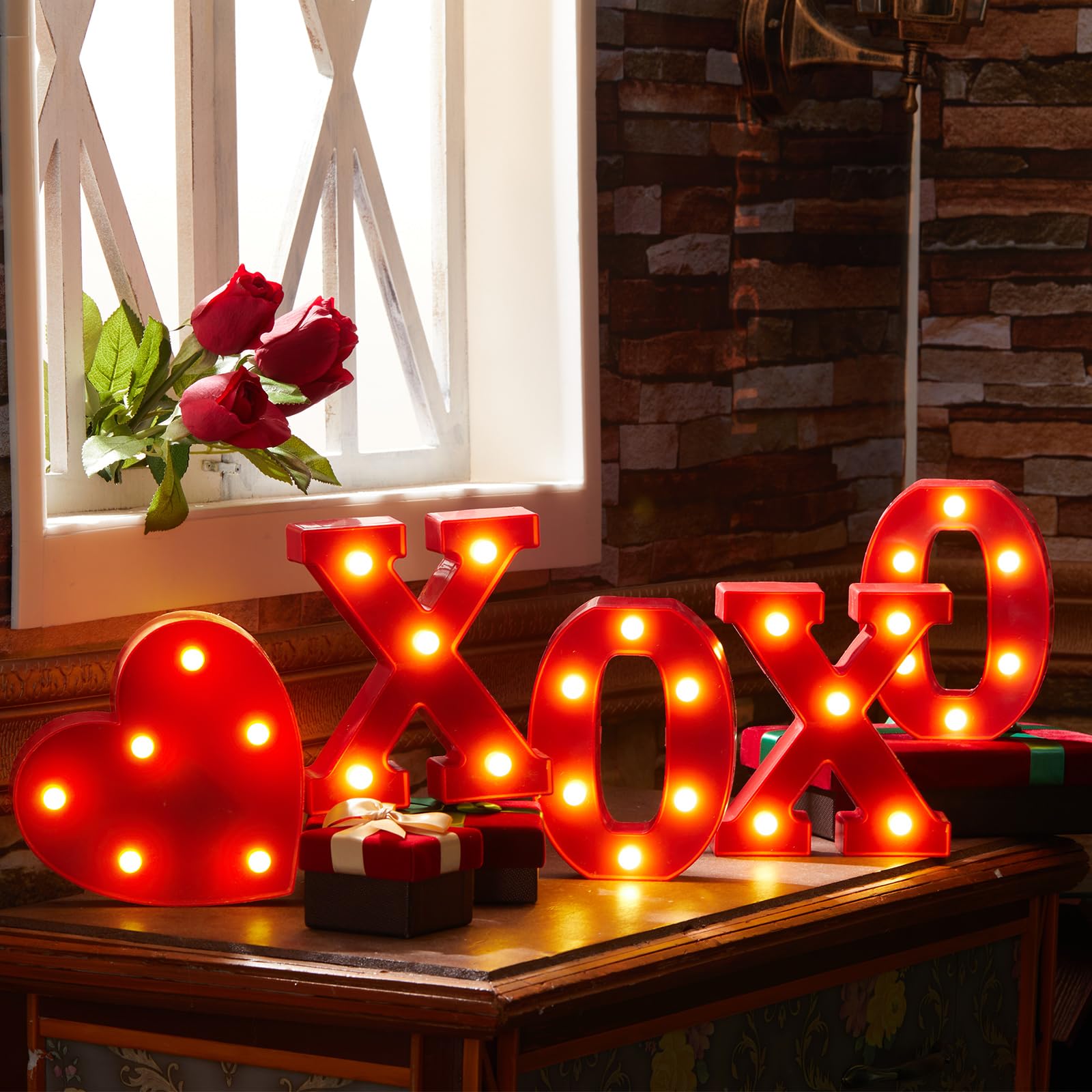 VIHOSE Valentine's Day LED Letter Lights Sign Table Decoration Light up Letters Battery Powered Letter for Home Bars Party Bedroom Tabletop Decoration Valentine's Gift