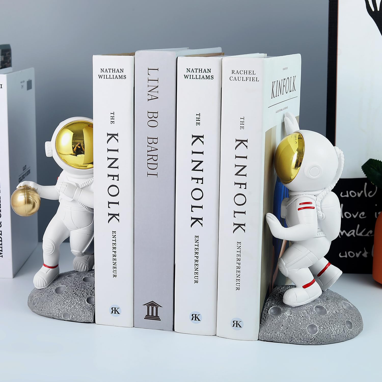Ureymx Astronaut Bookends, Space Theme Bookends for Shelves, Unique Office Home Room Heavy Duty Bookends Decorative, Book Ends with Anti Slip for Kids Rooms Decor Boys Girl Idea Gift （Gray）