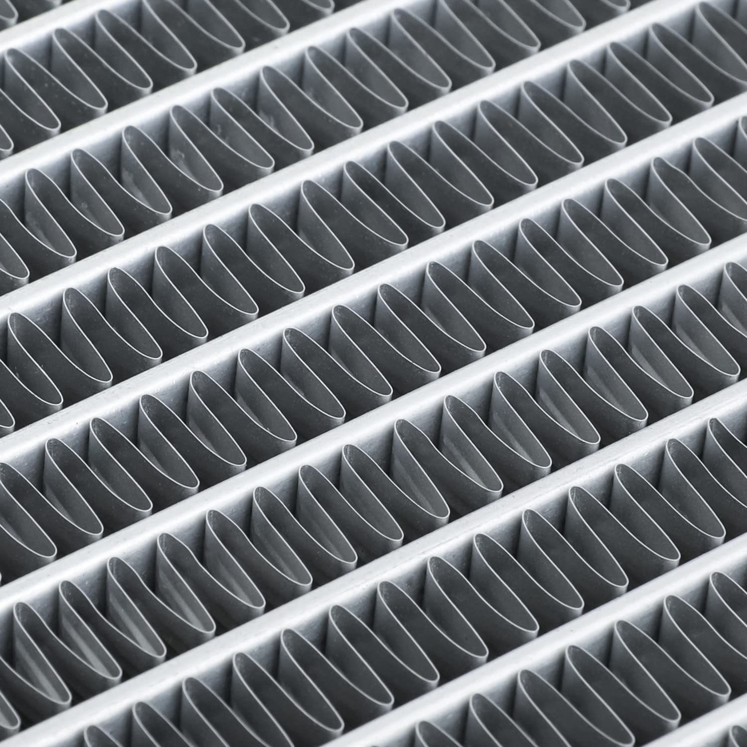 M-AUTO Aluminum OE Style Radiator Compatible with 2010 2011 10 11 Toyota Camry 2.5L without Tow Package 1-3/8" Inlet, 1-3/8" Outlet DPI 13159