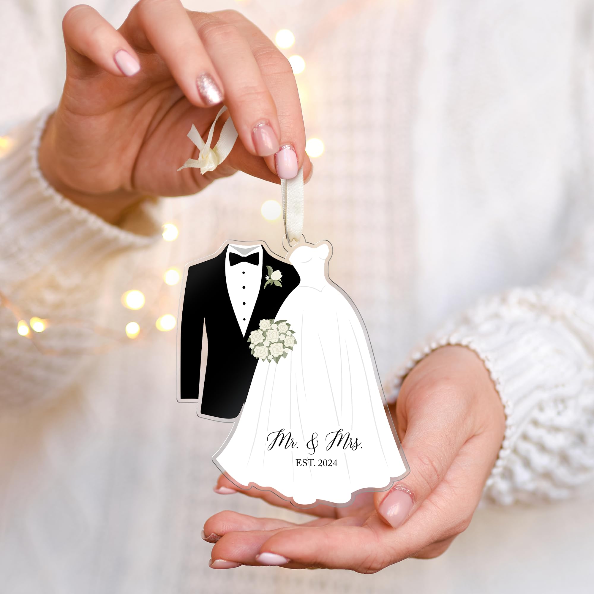 Mr and Mrs Ornament 2024 - First Christmas Married Ornament 2024, Bride and Groom Ornament - Mr and Mrs Gifts - Wedding Gifts for Couples 2024 - Wedding Gifts for Newlyweds, Bride - Acrylic Ornament