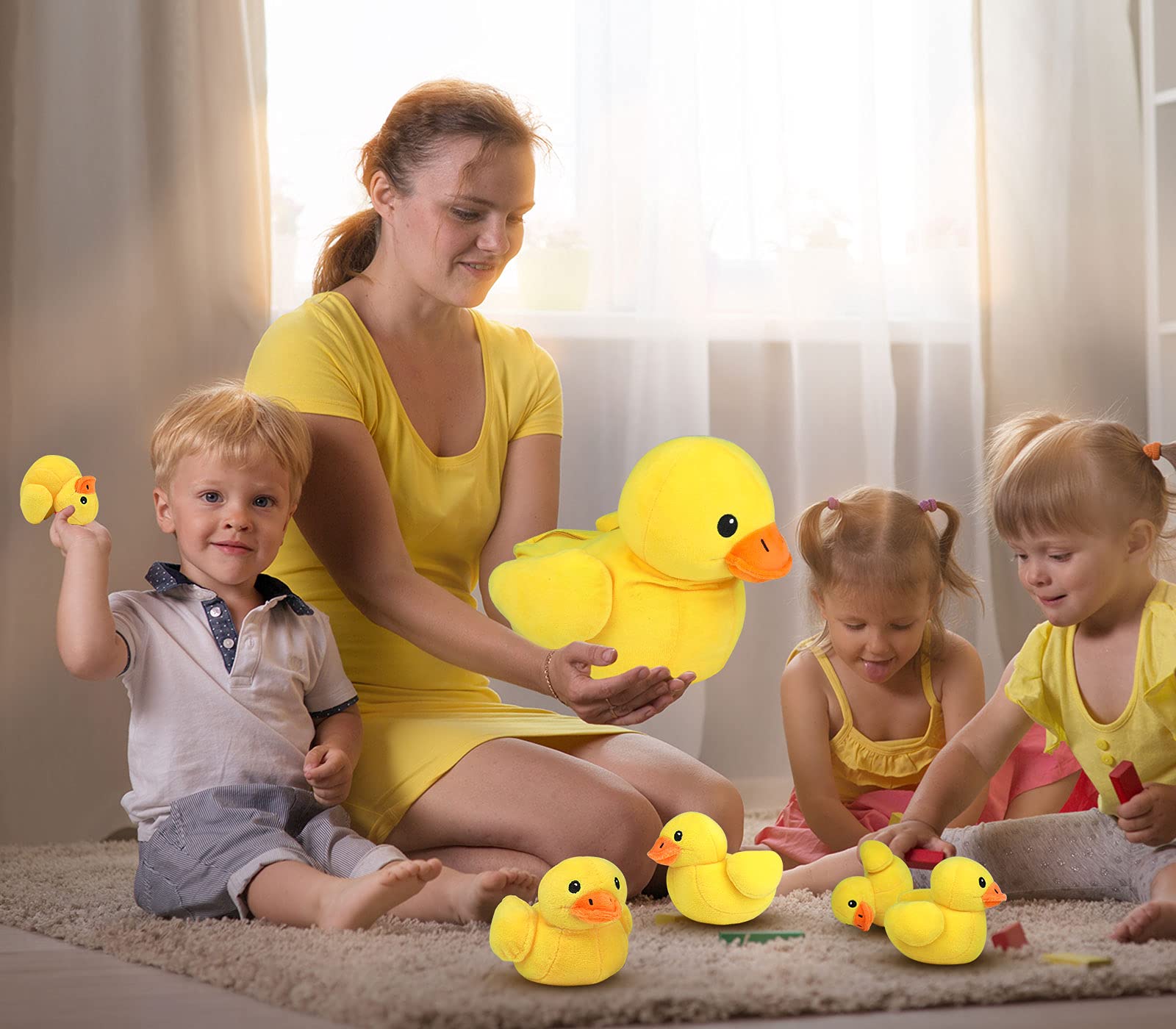 Pegmapri 14" Yellow Duck Stuffed Animal with Babies, Ducky Plush Playset with Zipper Pocket, 5pcs Ducklings Toys Plushie Birthday Gift for Kids Boy Girl