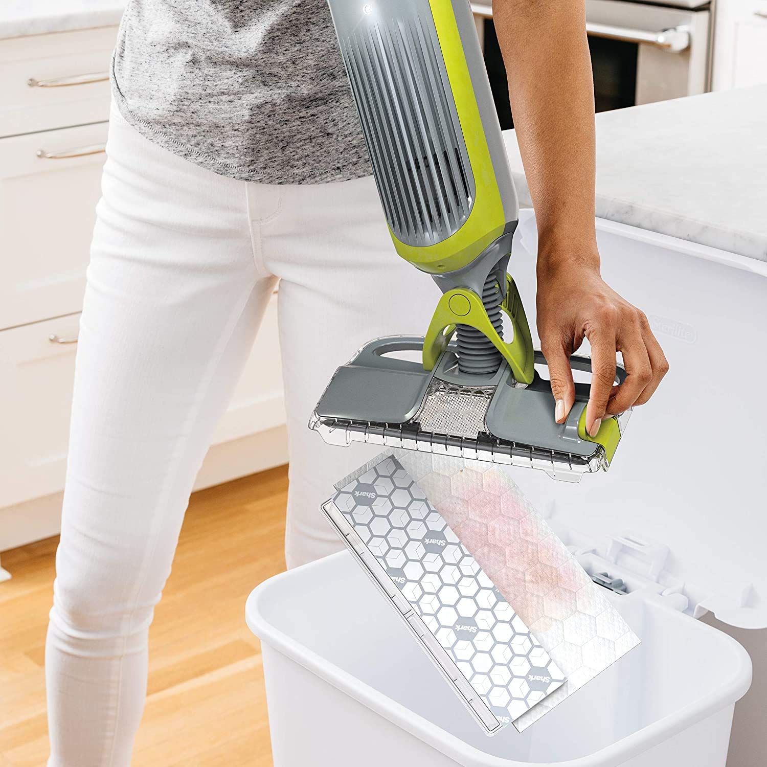 Shark VACMOP Disposable Hard Floor Vacuum and Mop Pad Refills, Absorbent & Durable Mop Pad Refills, Easy-to-Use for Floors (60 ct.)