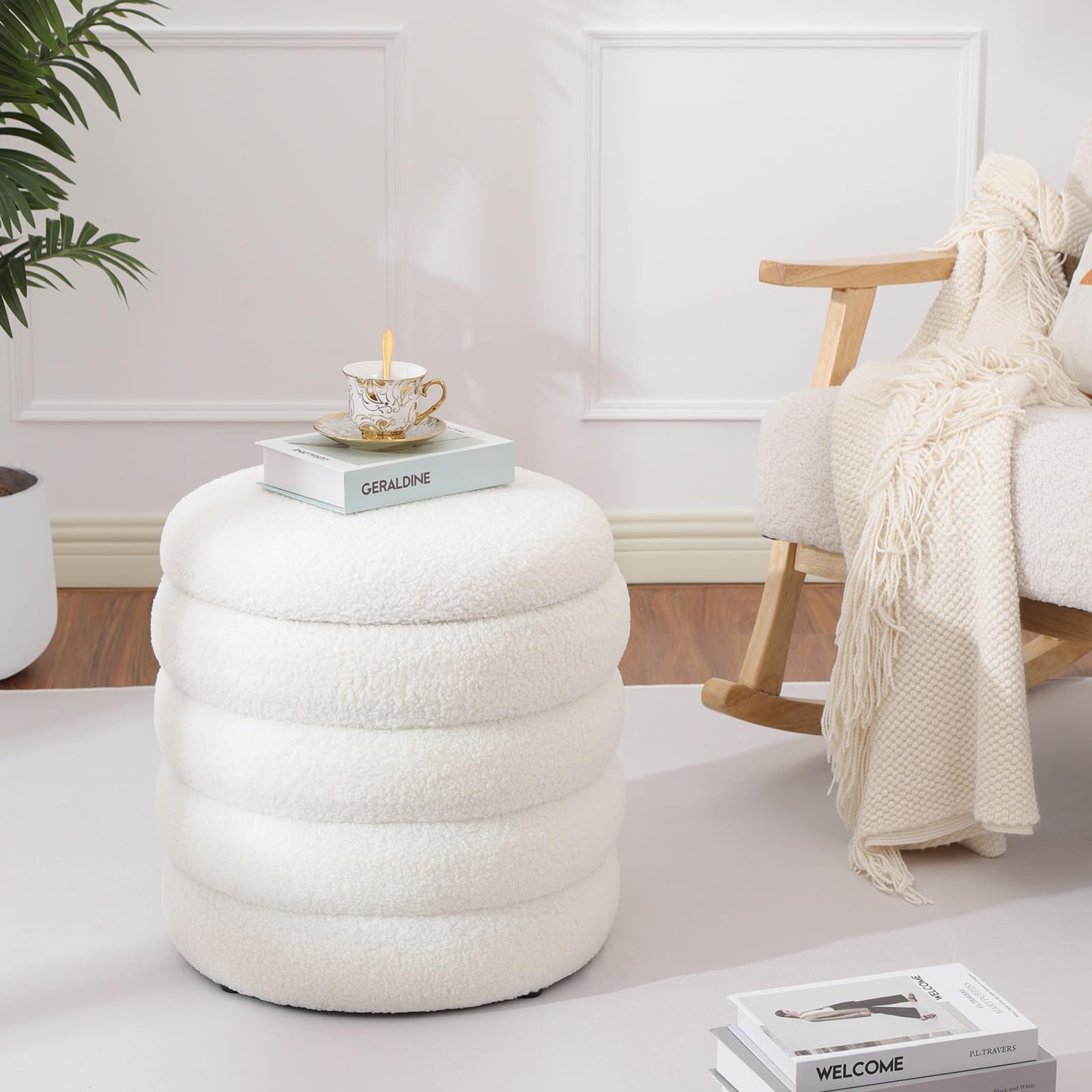 Dolift Teddy Sherpa Round Ottoman with Storage, Modern Upholstered Vanity Stool Foot Rest, Small White Boucle Storage Ottoman for Bedroom, Living Room, Entryway, Dorm