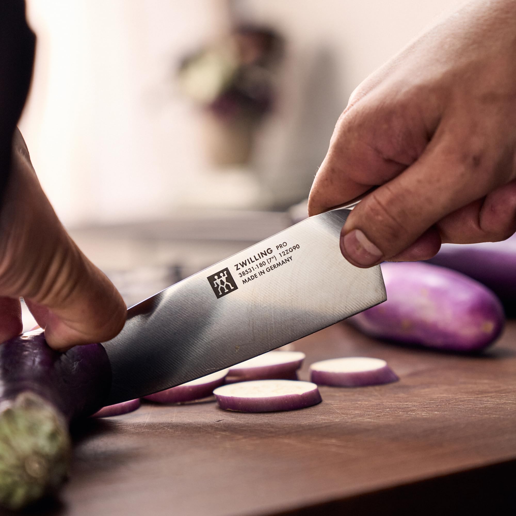 ZWILLING Pro Le Blanc 7-inch Chef's Knife