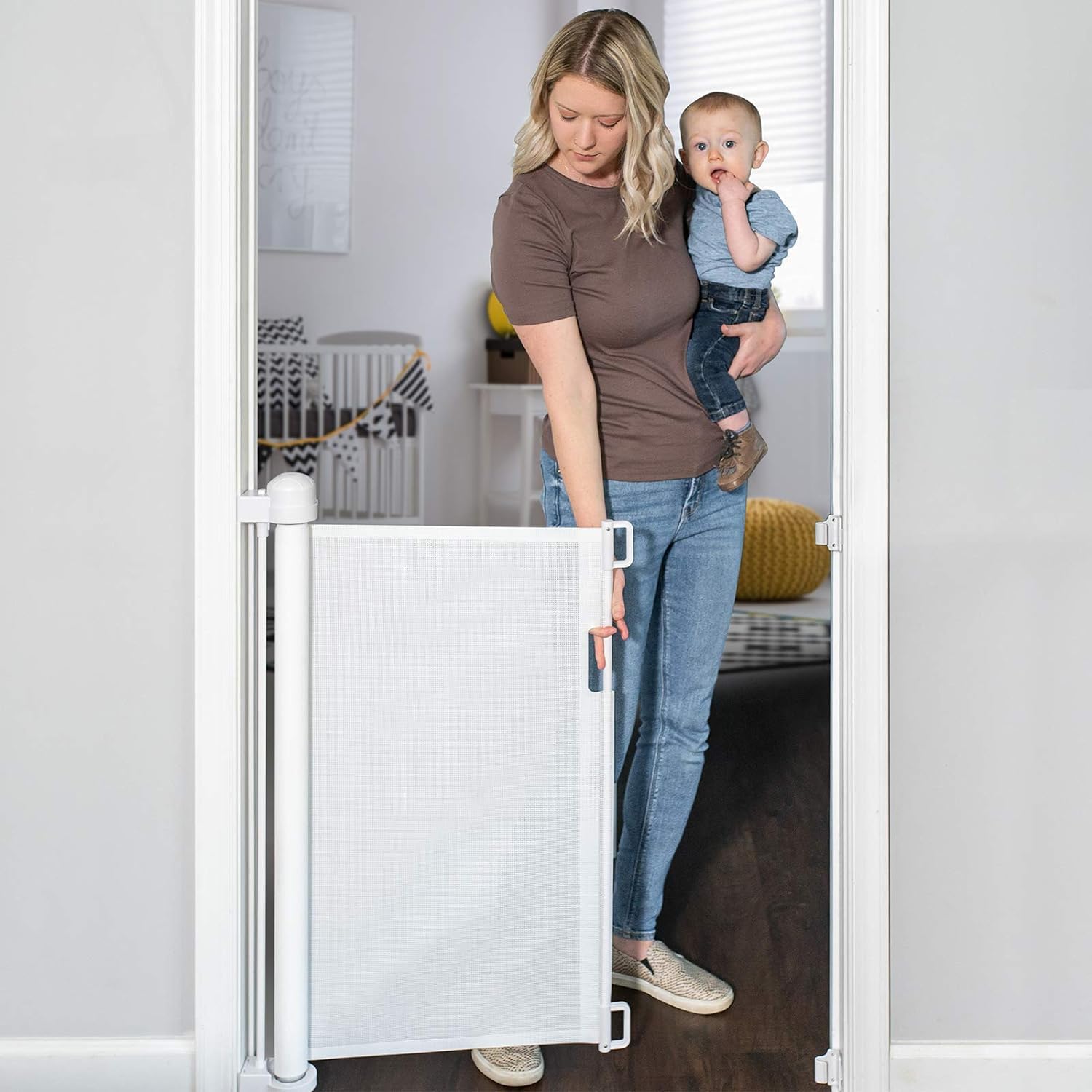 YOOFOR Retractable Baby Gate, Extra Wide Safety Kids or Pets Gate, 33” Tall, Extends to 55” Wide, Mesh Safety Dog Gate for Stairs, Indoor, Outdoor, Doorways, Hallways (White, 33"x55")