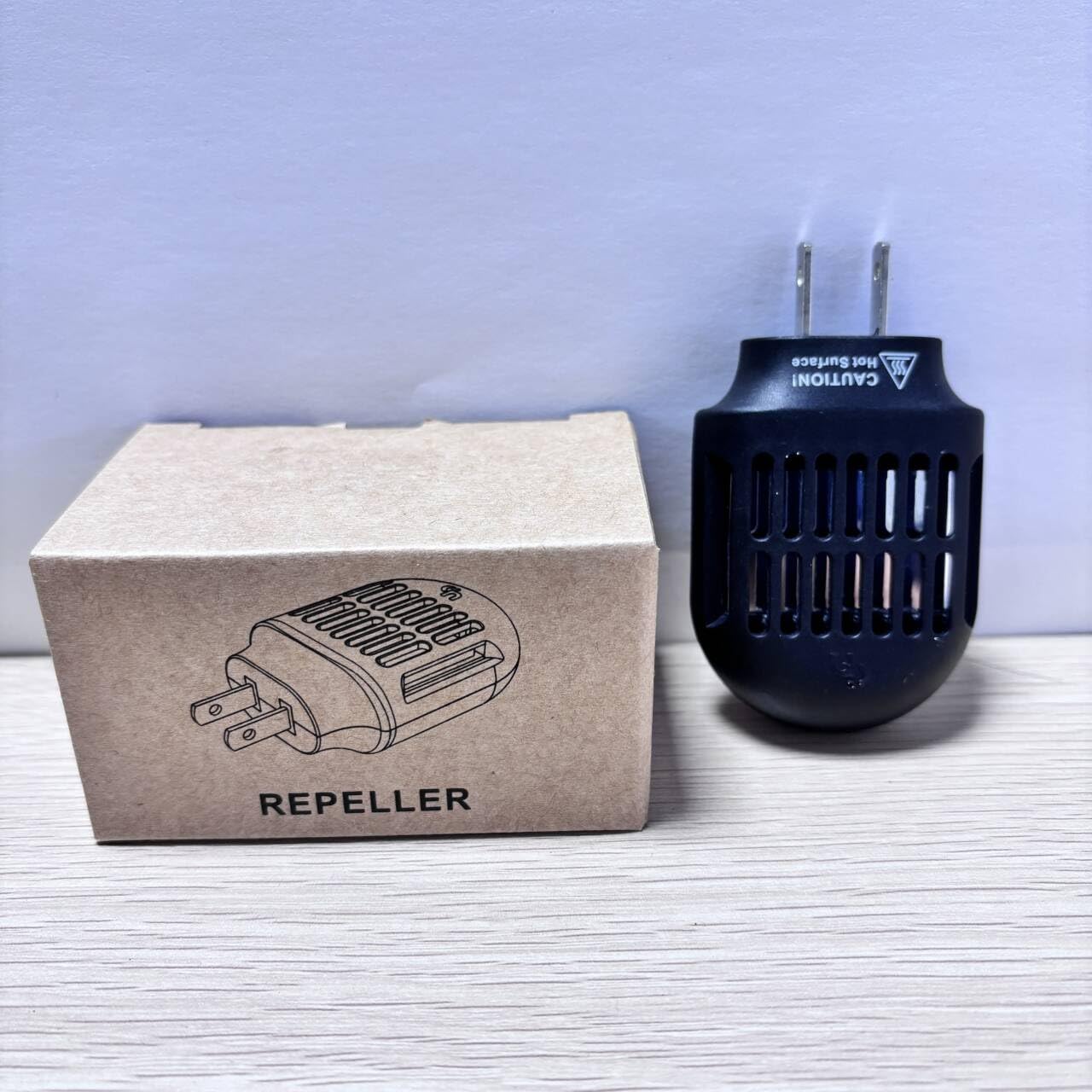 Simashts Mosquito Repeller, Electronic Mosquito Repellent Plug in Indoor Use, No Candles or Flames,DEET-Free, for Home, Bedroom, Office, Kitchen (Black)