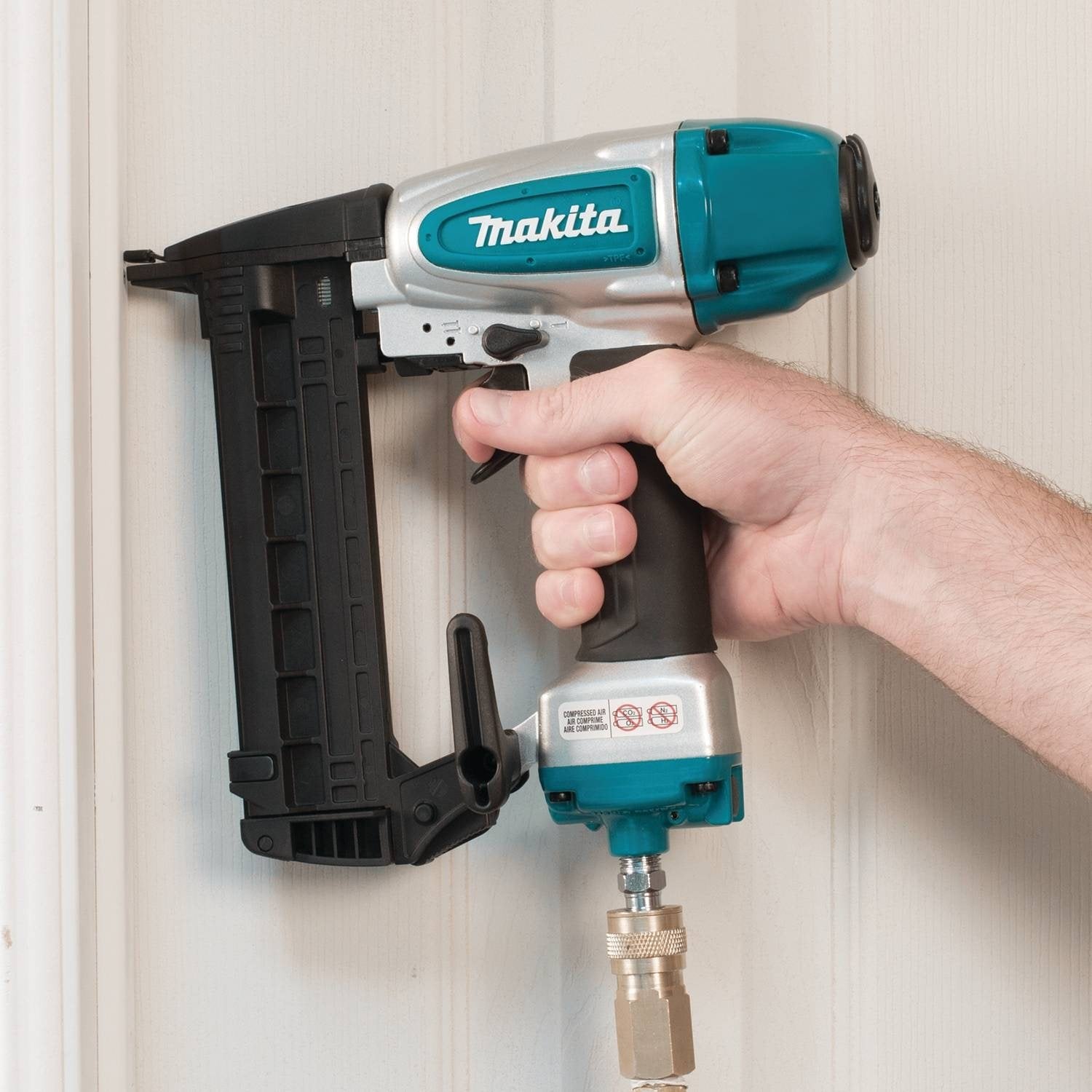 Makita AT638A 1/4" Narrow Crown Stapler, 18 Ga.,