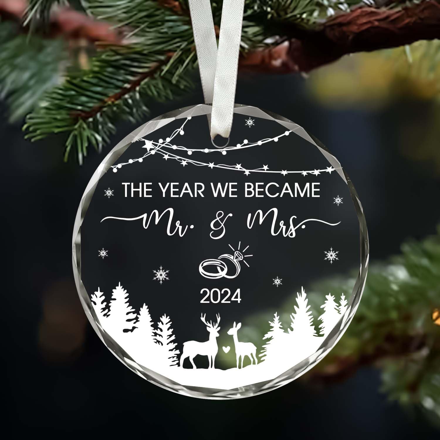 BSQUIELE Wedding Gifts - Mr Mrs Gifts - Mr and Mrs Christmas Ornament 2024 - The Year We Became Mr Mrs - Wedding Gifts for Couple, Bride, Wife, Her - Future Mr and Mrs Gifts - Bridal Shower Gifts