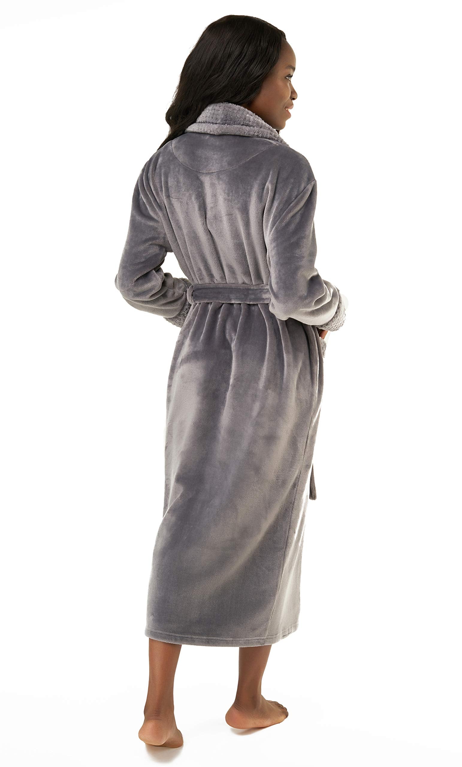 Turquaz Plush Robes For Women, Soft Warm Fleece Bathrobe for Women, Long Comfy Women's Robe