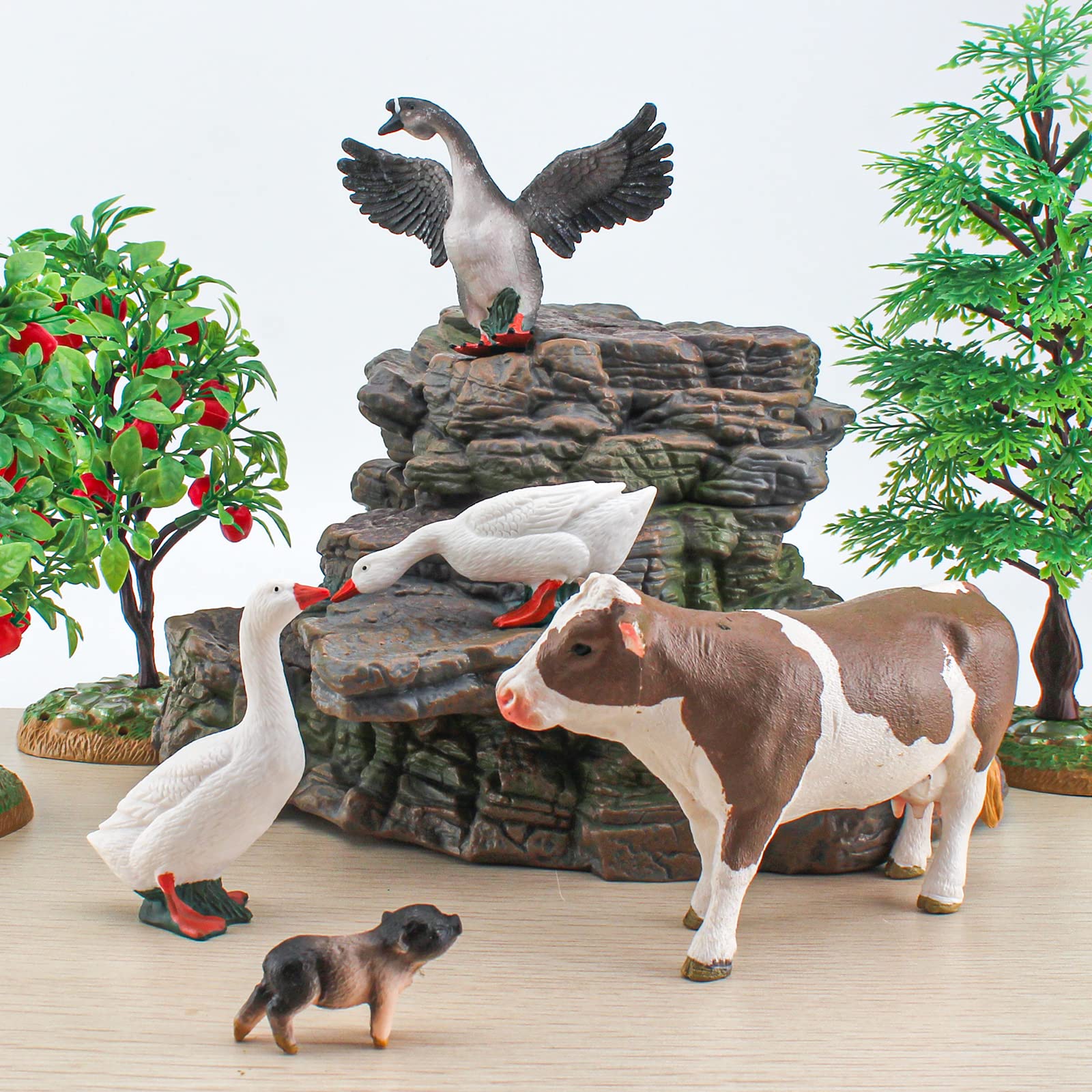 LC JoyCre 5PCS Goose Toy Goose Figurine Cow Toy Piggy Animal Figure for Toddlers Preschool Animals Figures Eduactional Project Diorama Model Toy for Kids 3 4 5 6