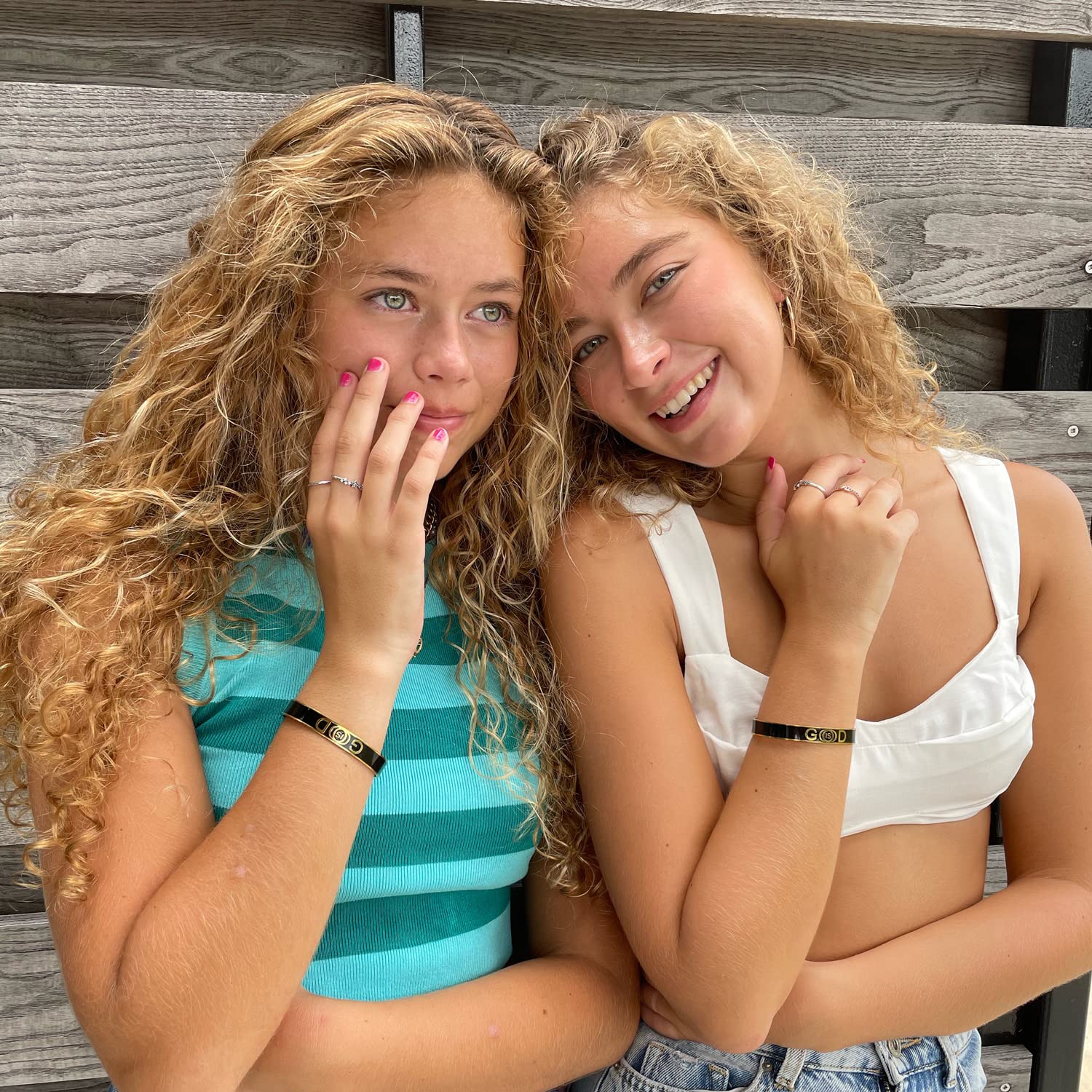 STORYJEWELLERY Sister Birthday Gifts Ideas, Gifts for Sister, Sisters Gifts from Sister, Brother to Sister Gifts, Unique Sister Gifts for Women, Sister Bracelet, Christmas Gifts for Sister