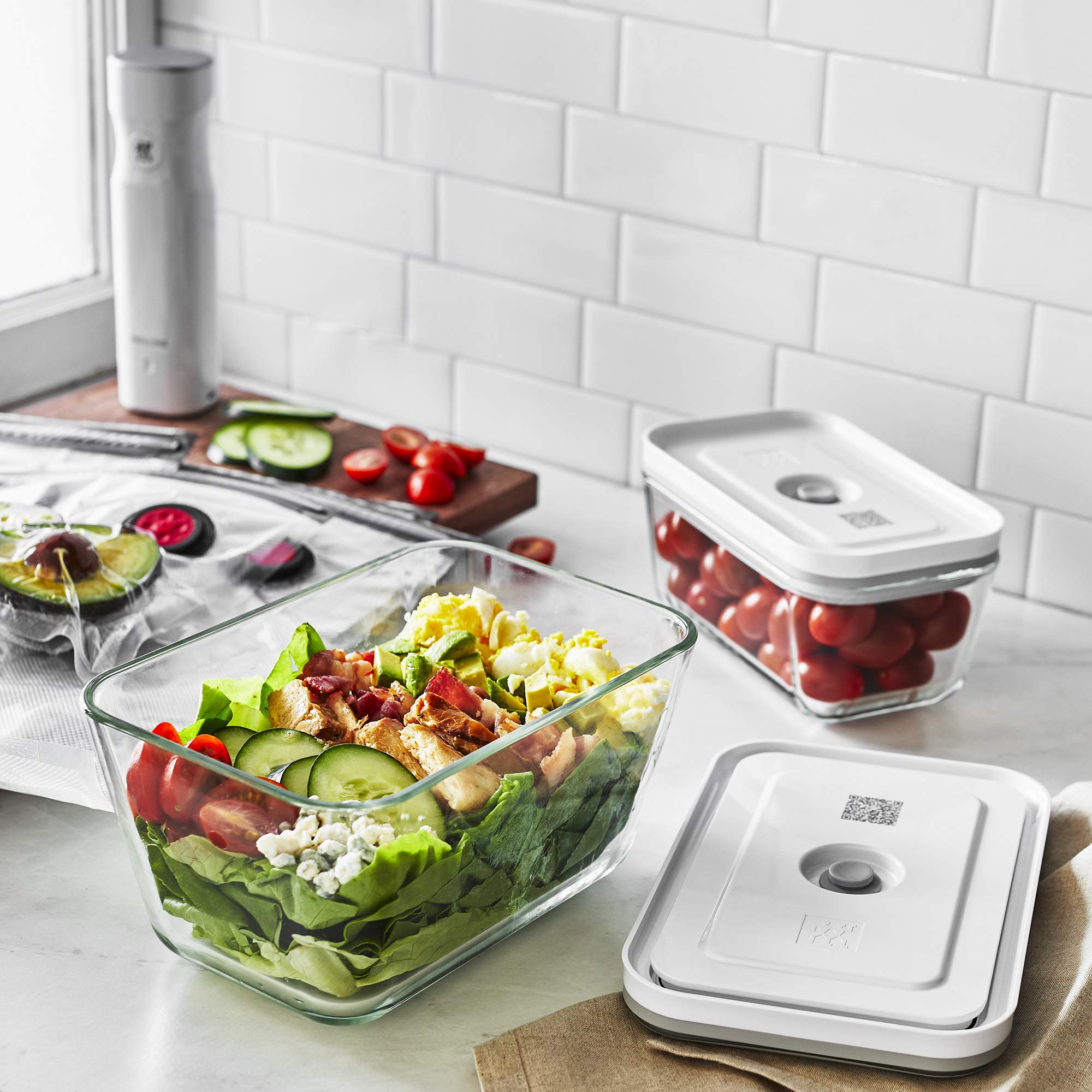 ZWILLING Fresh & Save 7-pc Vacuum Sealer Machine Starter Set, Sous Vide Bags, Meal prep, Airtight Food Storage Containers Glass