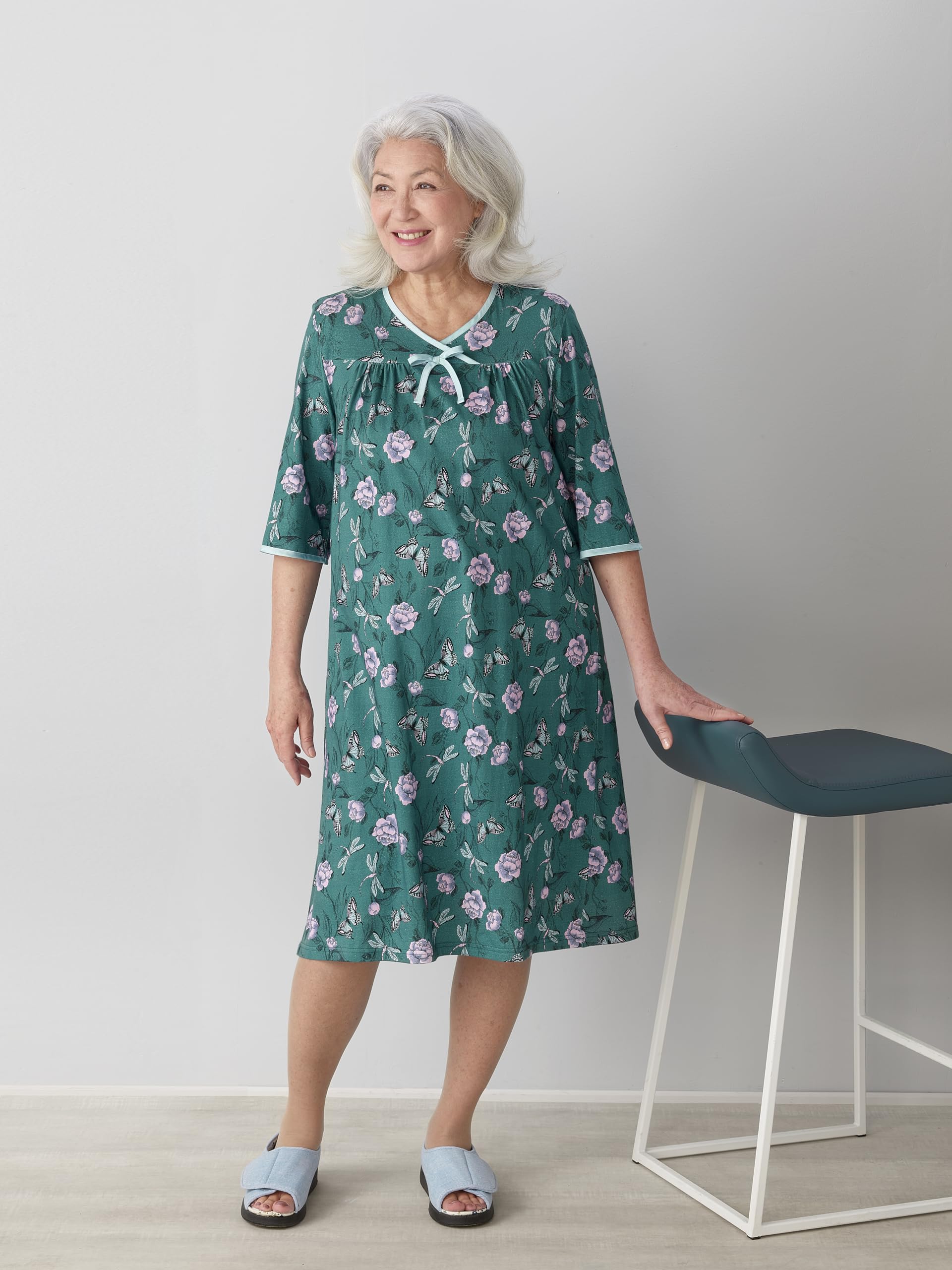 Silverts Hospital Gowns for Women Open Back, Night Gowns for Elderly Women, Adaptive Clothing for Seniors, Elderly Nightgowns, Dementia Clothing - Pretty Paisley MED