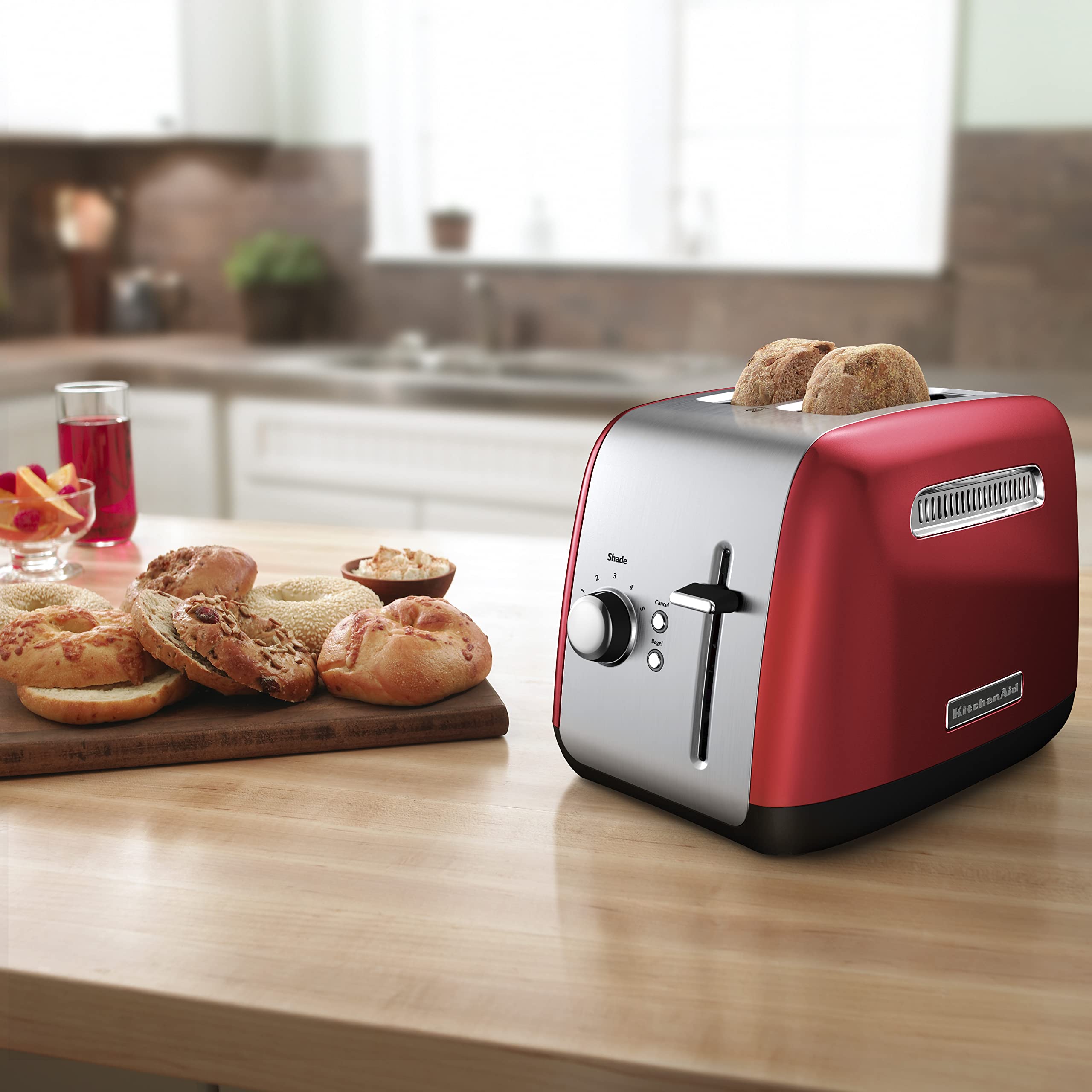 KitchenAid KMT2115ER Toaster with Manual High-Lift Lever, Empire Red, 2 Slice