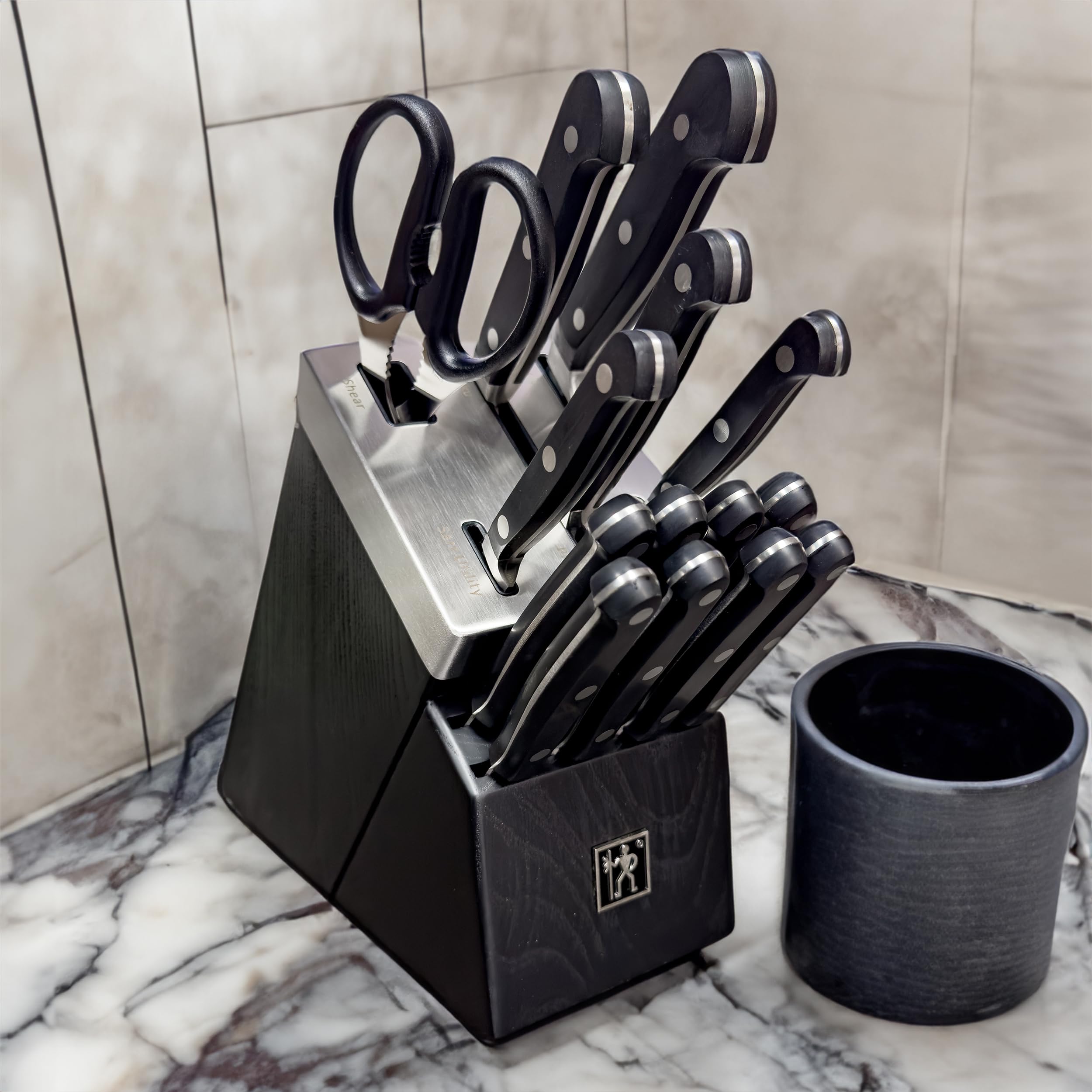 Henckels Classic 15-pc Self-Sharpening Knife Block Set | 8 Steak Knives, Paring Knife, Serrated Utility Knife, Prep Knife, Santoku Knife, Chef’s Knife, & Kitchen Shears, Black Block