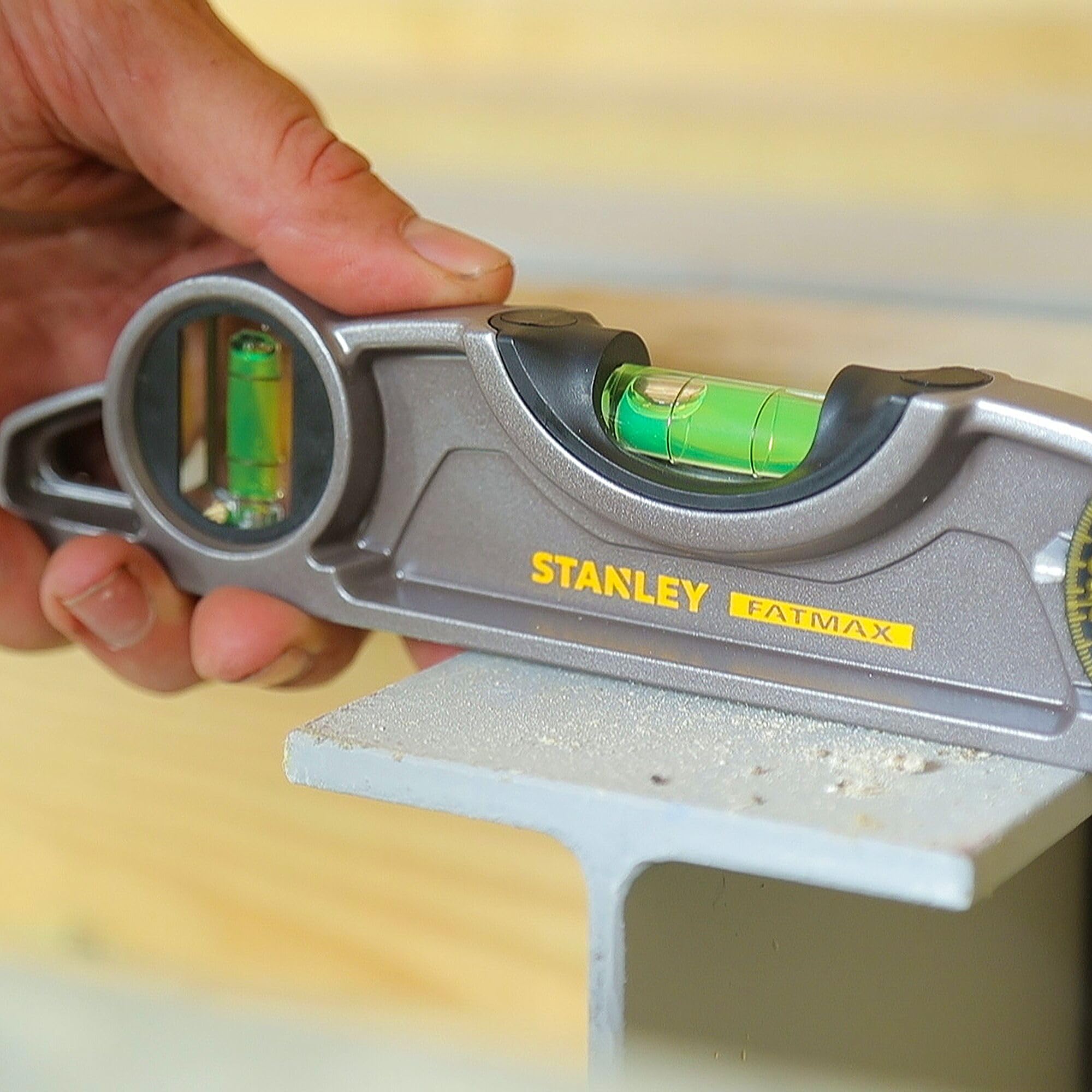 Stanley 0-43-609 Spirit level "Torpedo Pro" of aluminum, Black