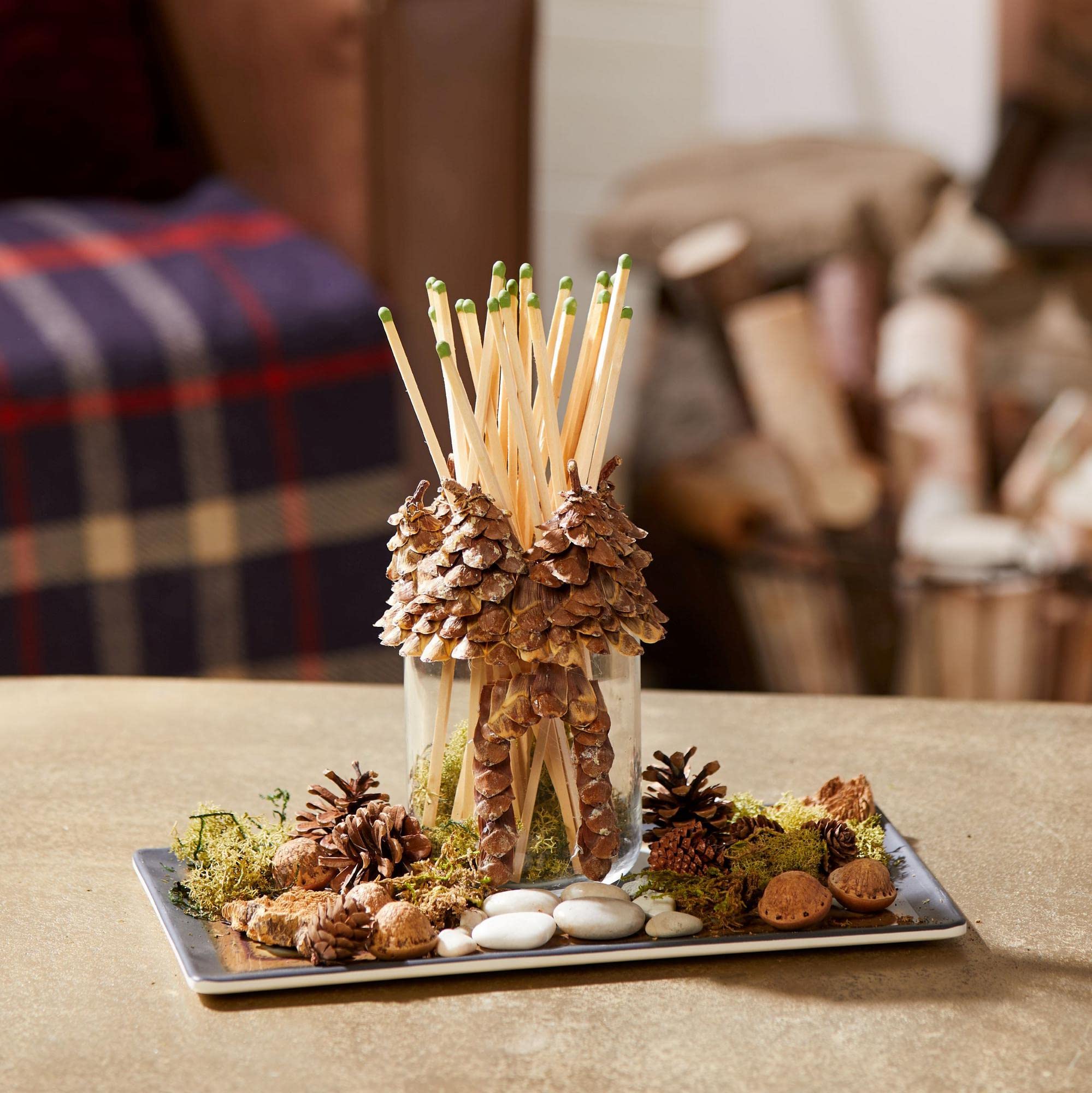 Yankee Candle Balsam & Cedar Scented, Classic 22oz Large Jar Single Wick Candle, Over 110 Hours of Burn Time, Ideal Holiday Gift