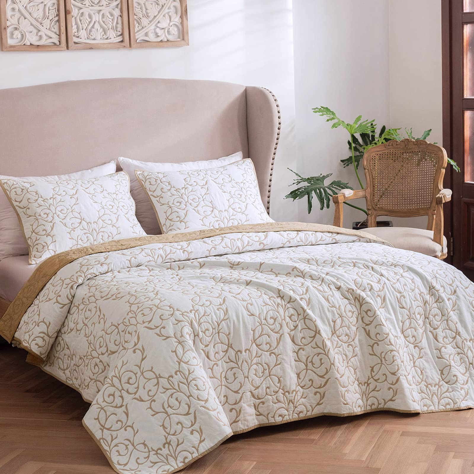 mixinni Quilt King Size Reversible Soft Cotton 3-Piece Beige Embroidery Pattern Elegant Quilt Set with Embroidered Decorative Shams Soft Bedspread&Coverlet Set-King Size