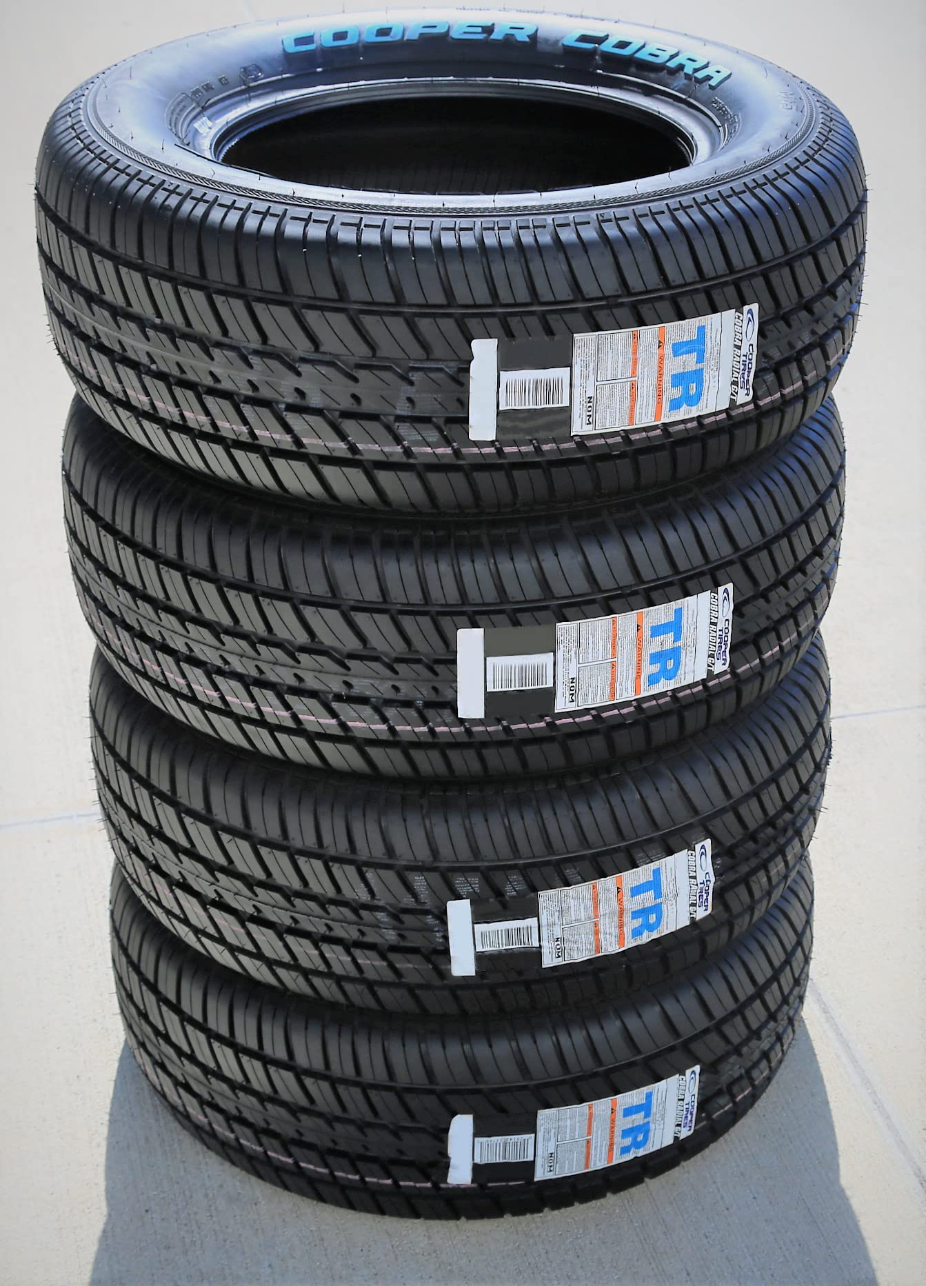 P225/70R15 100T SL RWL Cooper Cobra G/T