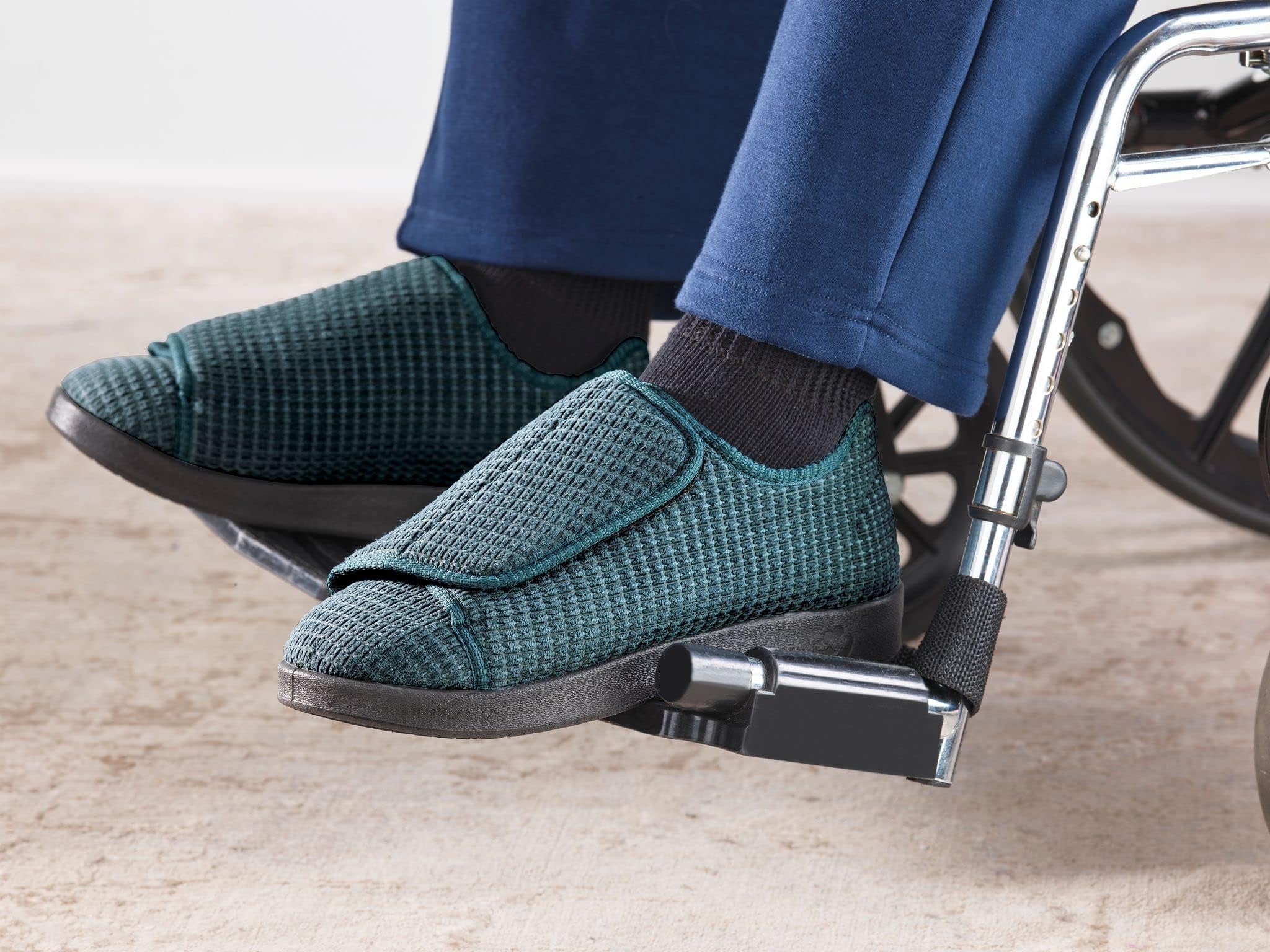 Silverts Diabetic Slippers for Men, Mens Slippers Wide Width, Shoes for Swelling | Non-Slip Footwear for Elderly - Black/Black 13