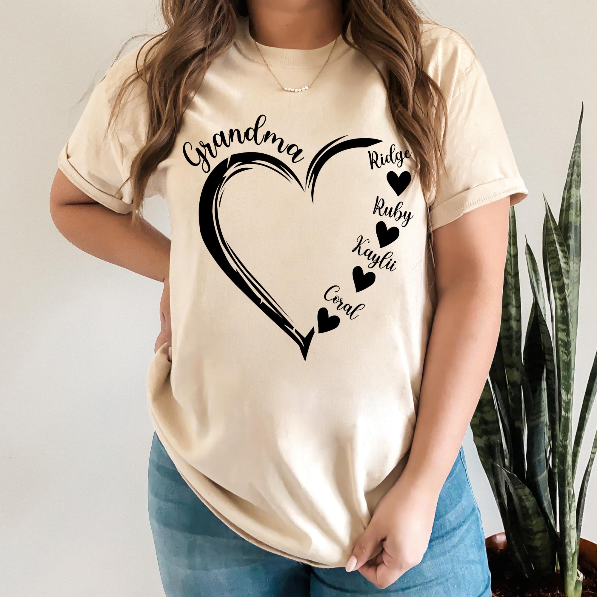 GODMERCH Custom Grandma Hearts Shirt Personalized Grandma Nickname Hoodies Sweatshirt, Grandma Shirts, Mothers Day Birthday Gifts for Grandma