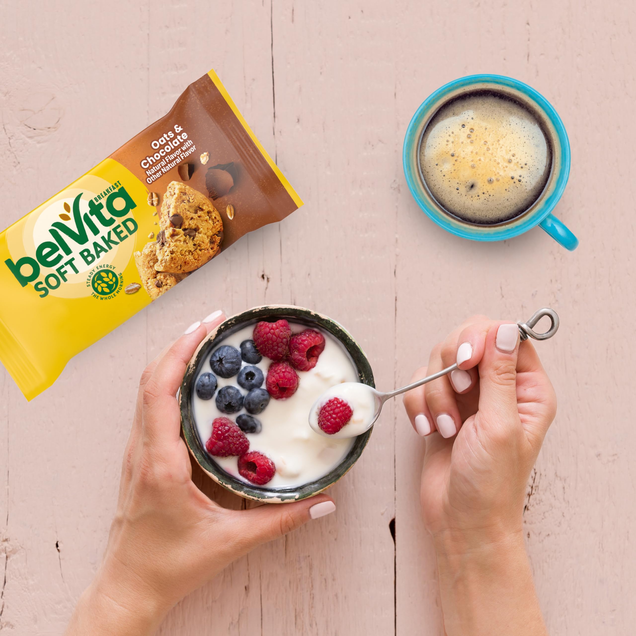 belVita Soft Baked Oats & Chocolate Breakfast Biscuits, Chewy Breakfast Bars, 6 Boxes of 5 Packs (1 Biscuit Per Pack)
