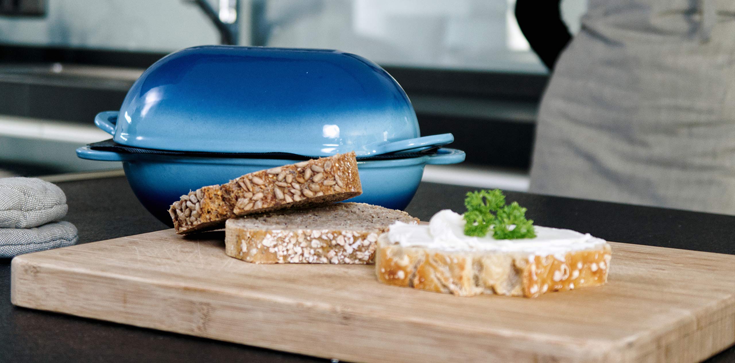 LoafNest: Incredibly Easy Artisan Bread Kit. Cast Iron Dutch Oven [Compact 2 qt size] and Perforated Non-Stick Silicone Liner.