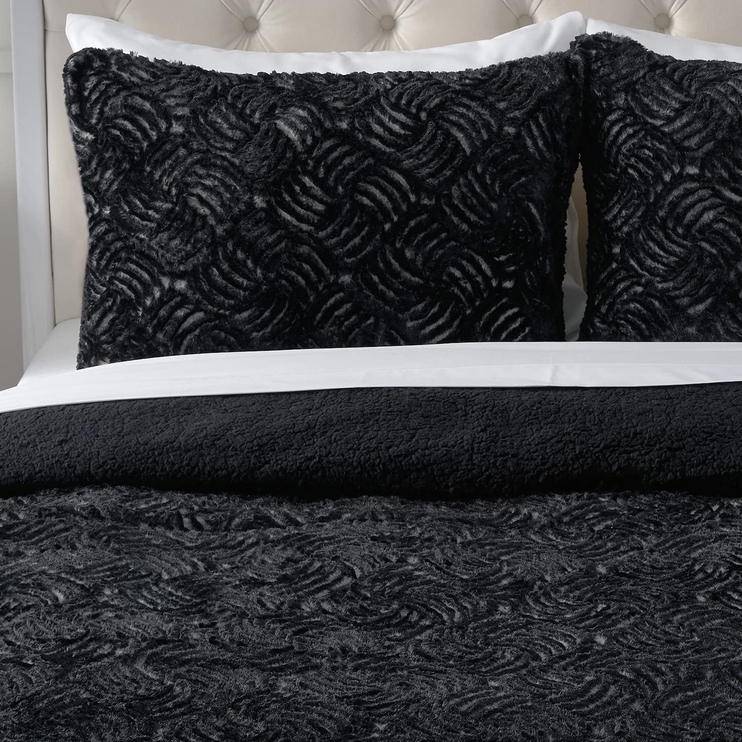 Mellanni Fluffy Duvet Cover Set - Cozy Faux Fur Bedding - Warm and Fuzzy Bed Set for Winter - Ultra-Soft Duvet for Cold Nights (King, Black)