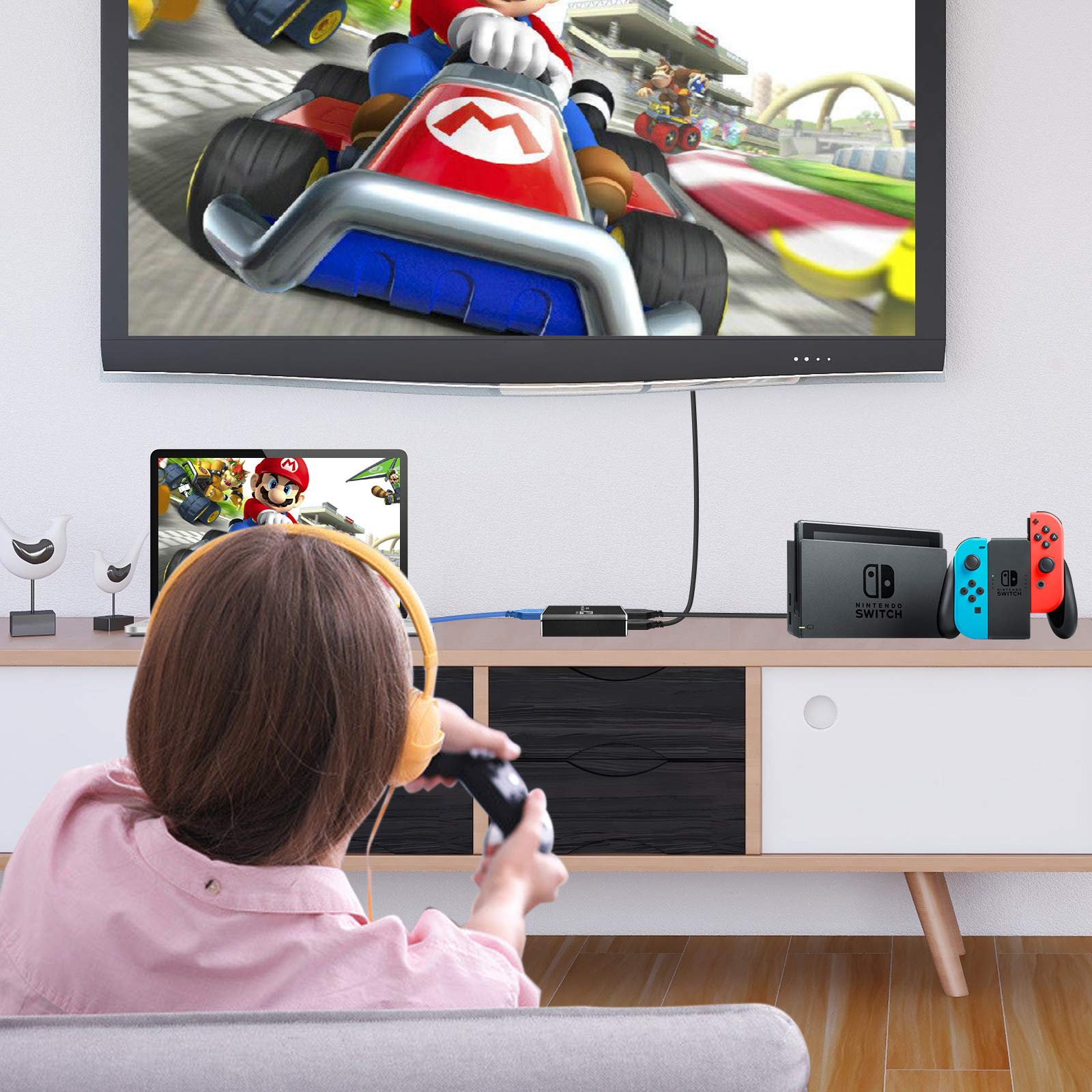 Capture Card, Audio Video Capture Card with Microphone 4K HDMI Loop-Out, 1080p 60fps Video Recorder for Gaming/Live Streaming/Video Conference, Works for Nintendo Switch/PS4/OBS/Camera/PC