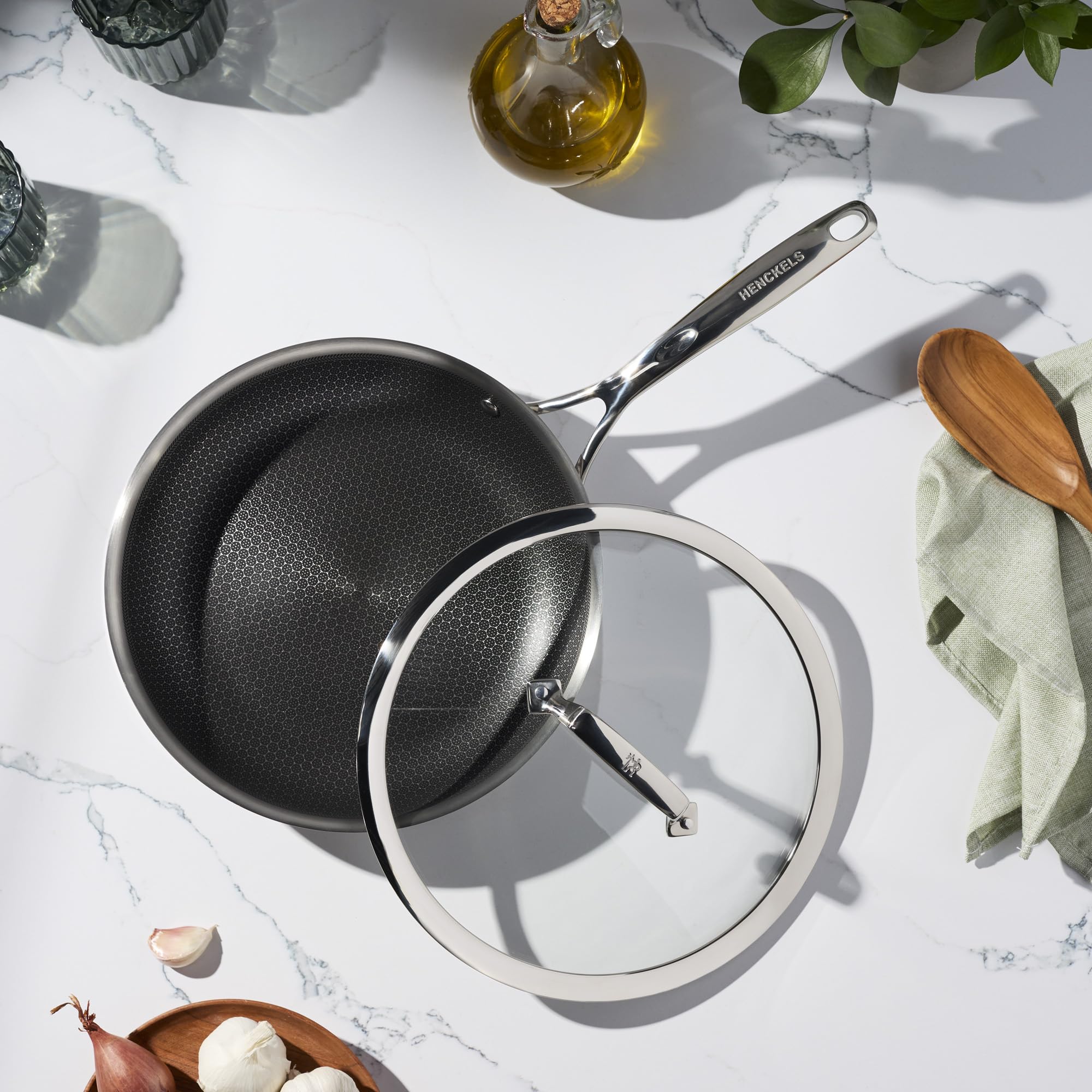 HENCKELS Paradigm 10-inch Frying Pan with Lid, Stainless Steel Nonstick Skillet, 3-Ply Clad Pan for Induction Cooktop, Oven & Dishwasher Safe