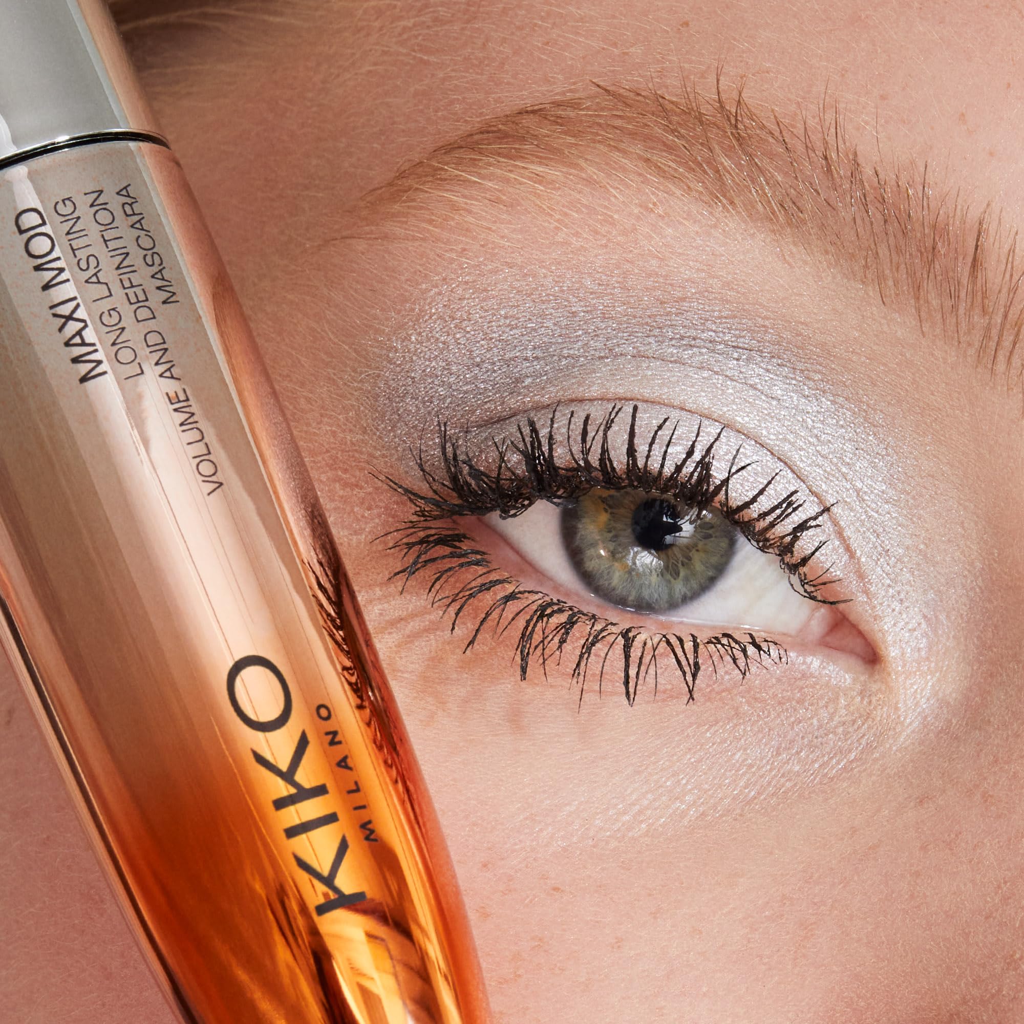 KIKO Milano Maxi Mod Volume & Definition Mascara | Long-Lasting 10-hour Mascara With +200% Volume