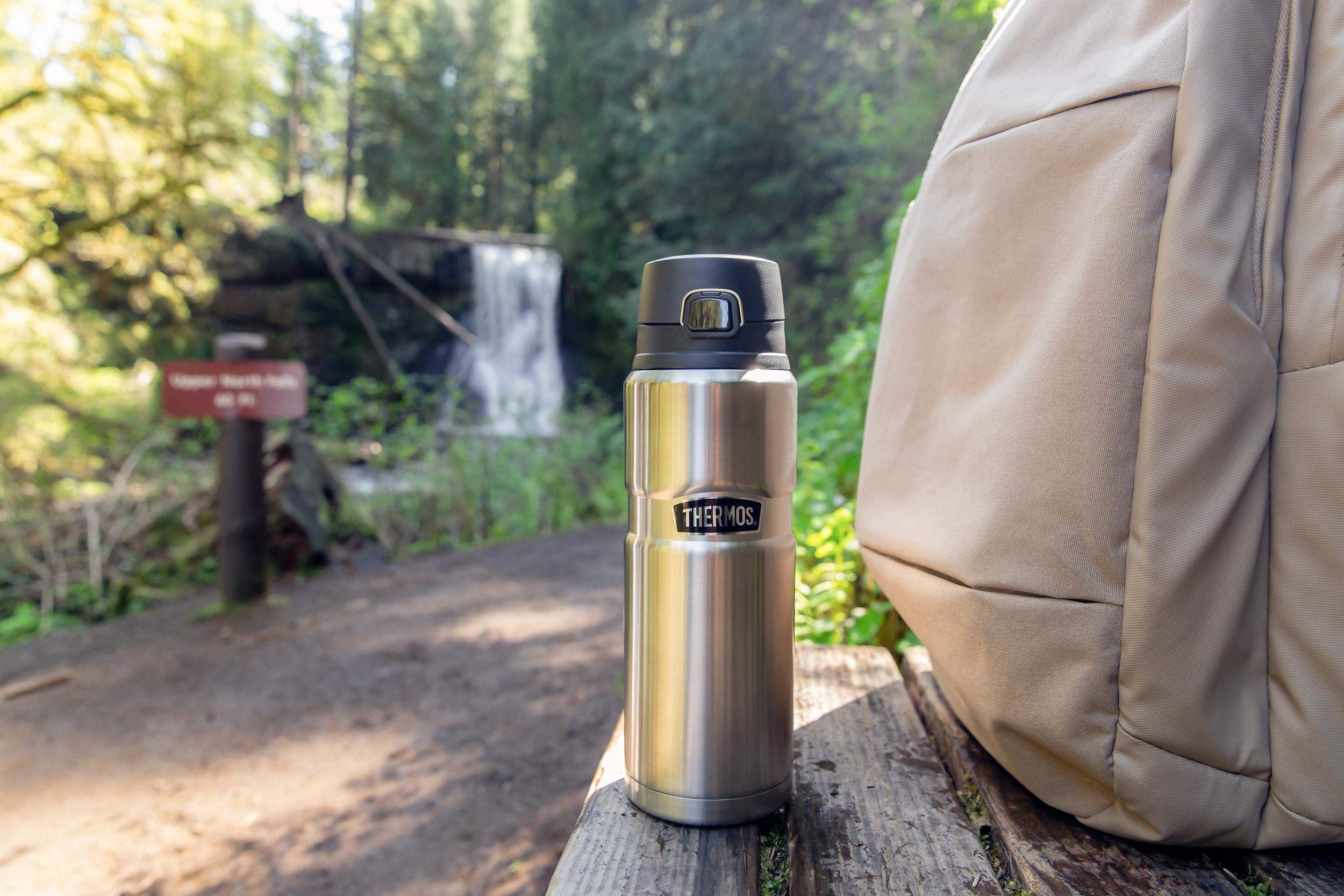 THERMOS Stainless King Vacuum-Insulated Drink Bottle, 24 Ounce, Midnight Blue