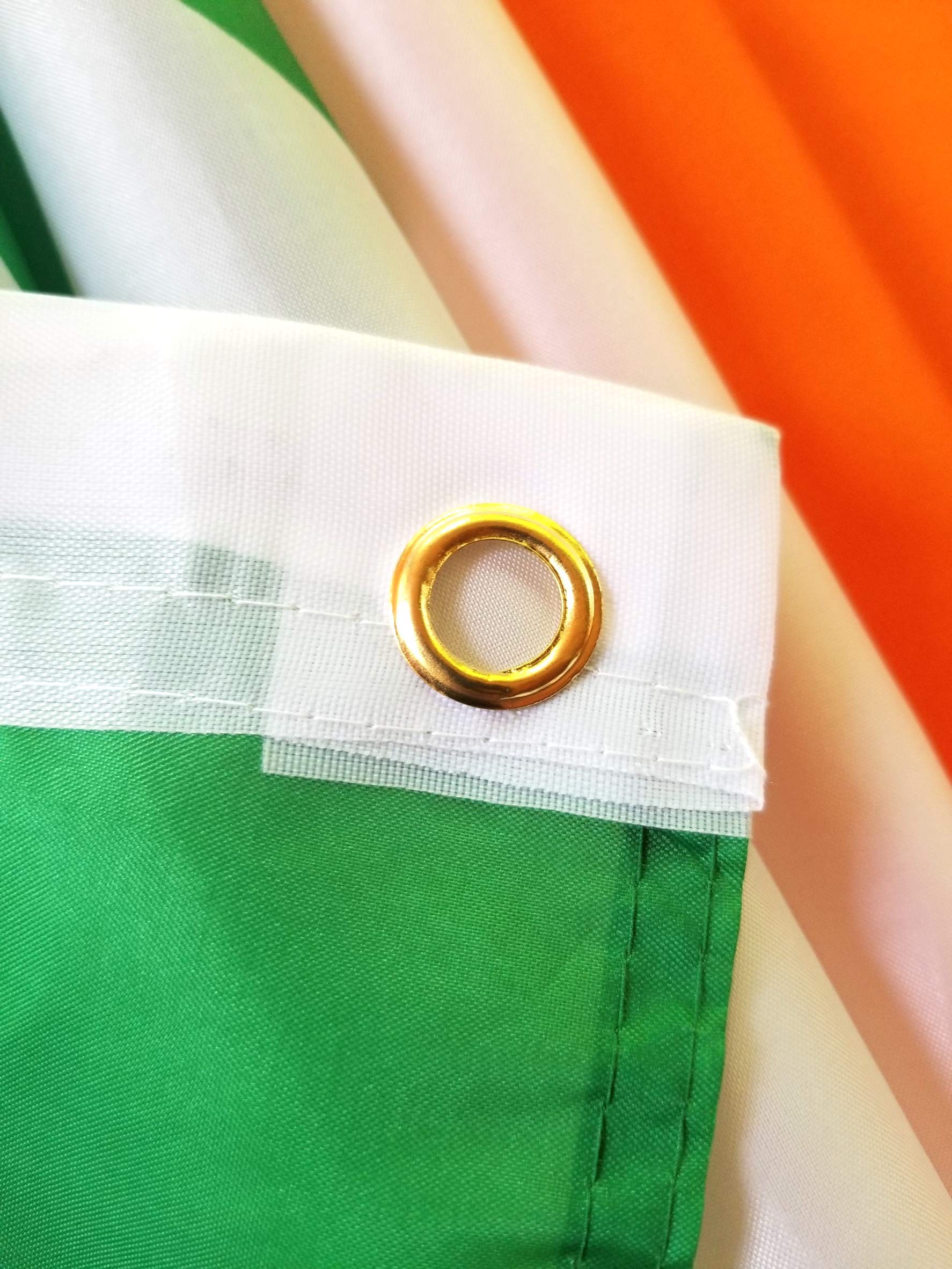 3x5 Ireland Shamrock Flag with 100% Polyester Fabric, Two Brass Grommets, and Double Stitched Edges, Ireland Flag 3x5 Foot Shamrock Flag St Patricks Day Flag Four Leaf Clover Flag Irish Shamrock Flag