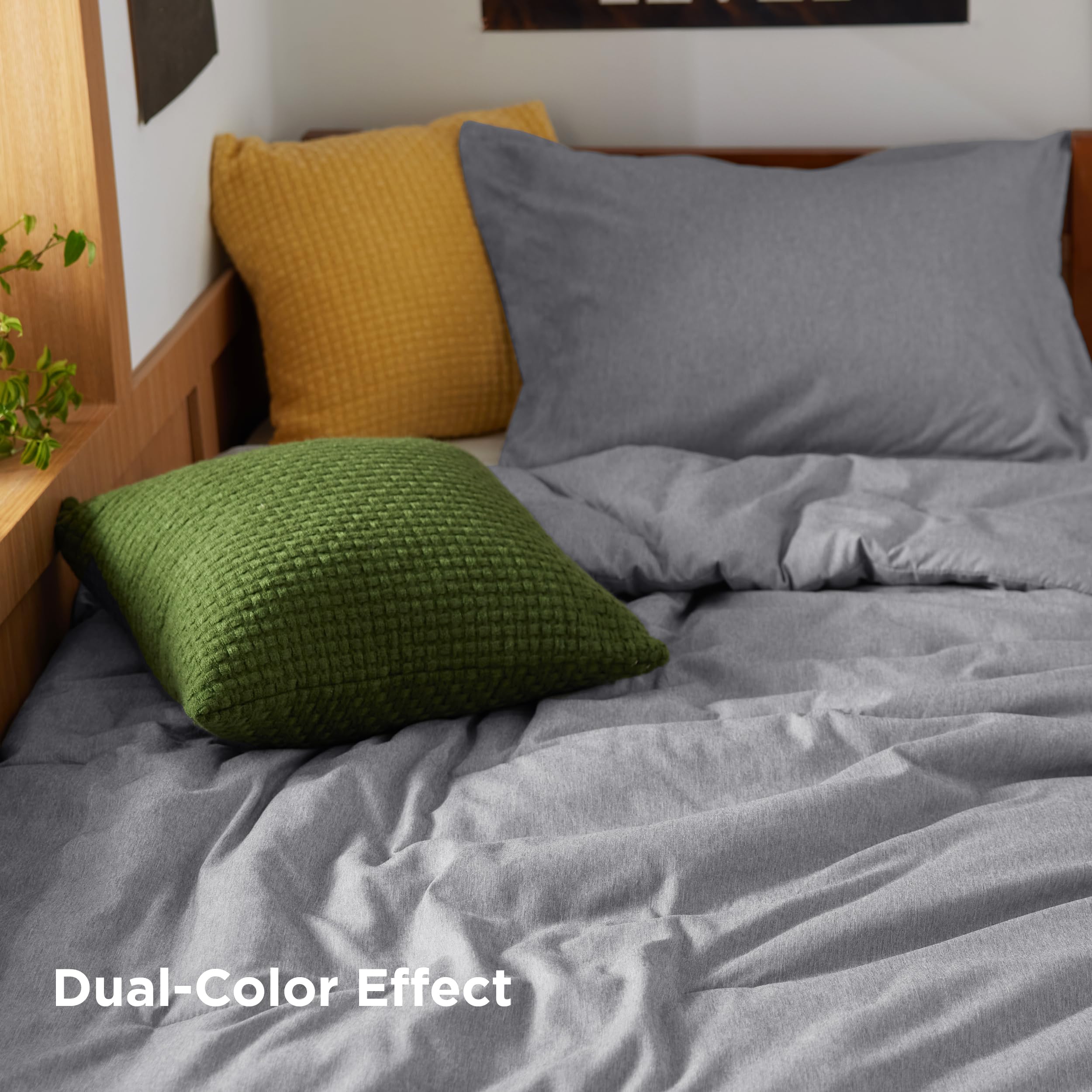 Bedsure Twin/Twin XL Comforter Set Dorm Bedding - Dark Grey Twin Bedding Set for College, Soft Cationic Dyed Bed Set for All Seasons, 2 Pieces, 1 Comforter (68"x88") and 1 Pillow Sham (20"x26"+2")