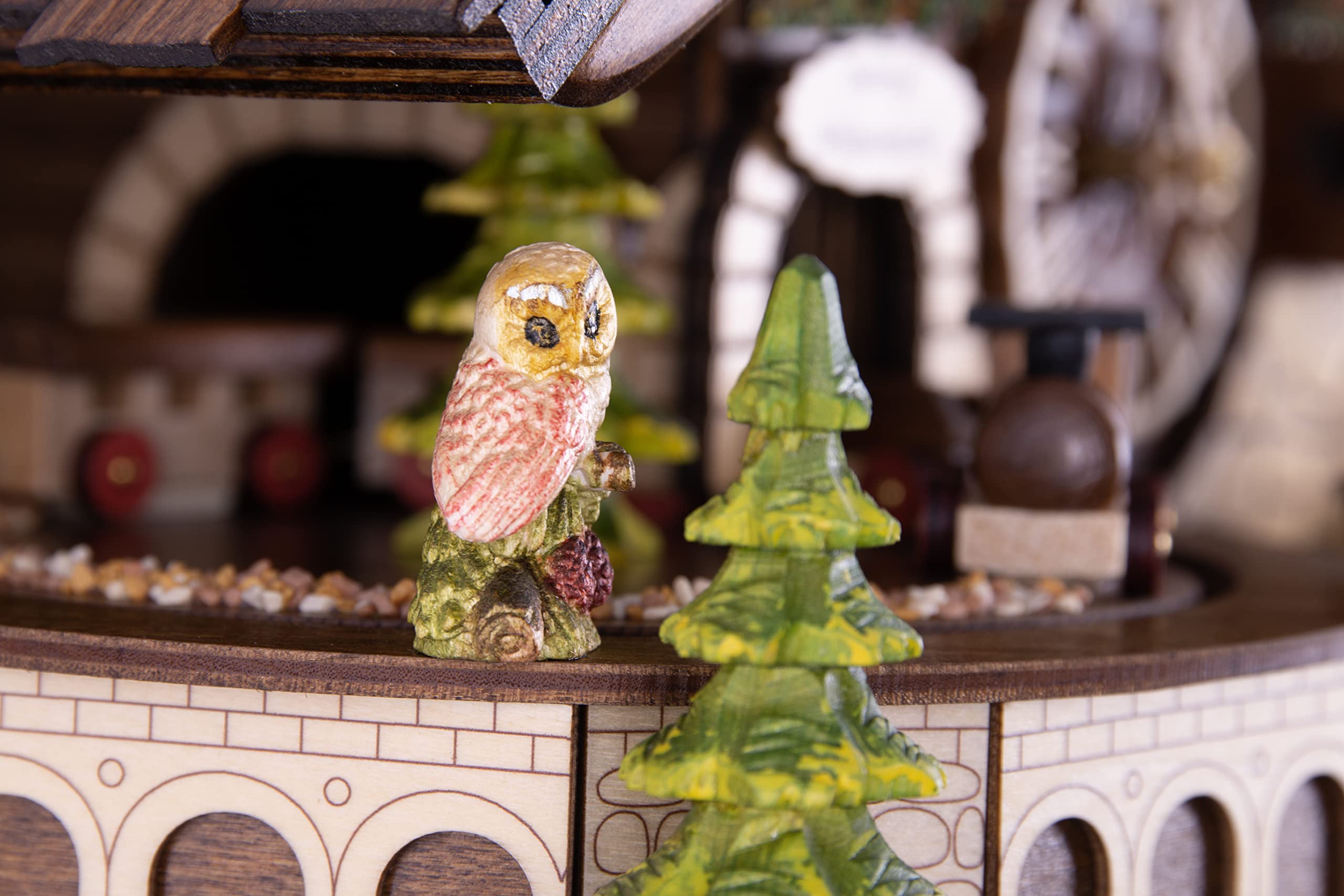 Cuckoo Palace Cuckoo Clock Deer Park Mill Station Chalet-Style 33cm Quartz-Movement