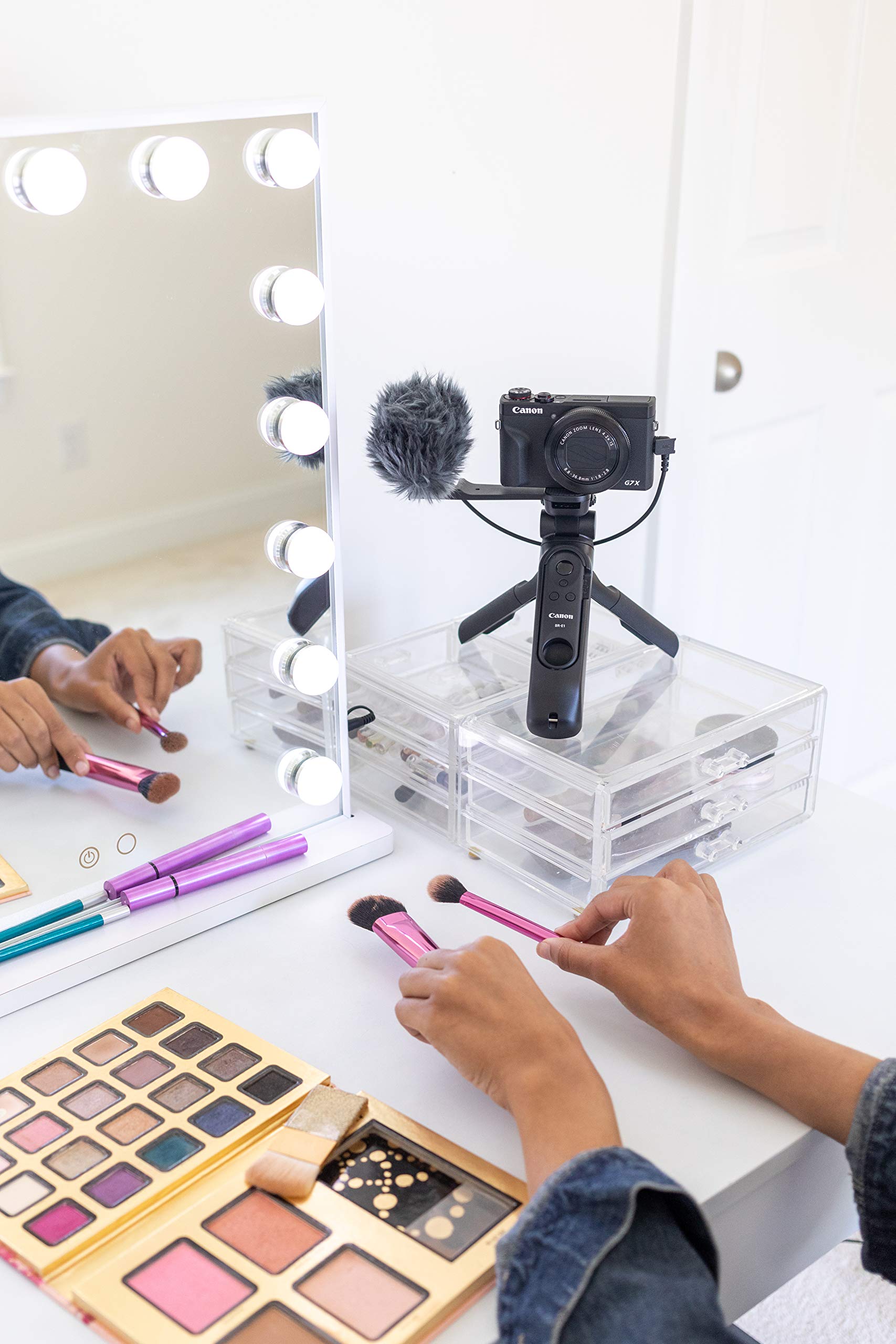Canon EOS M200 Mirrorless Digital Vlogging Camera, Content Creator Kit, with Tripod, Memory Card, and Detachable Wireless Remote