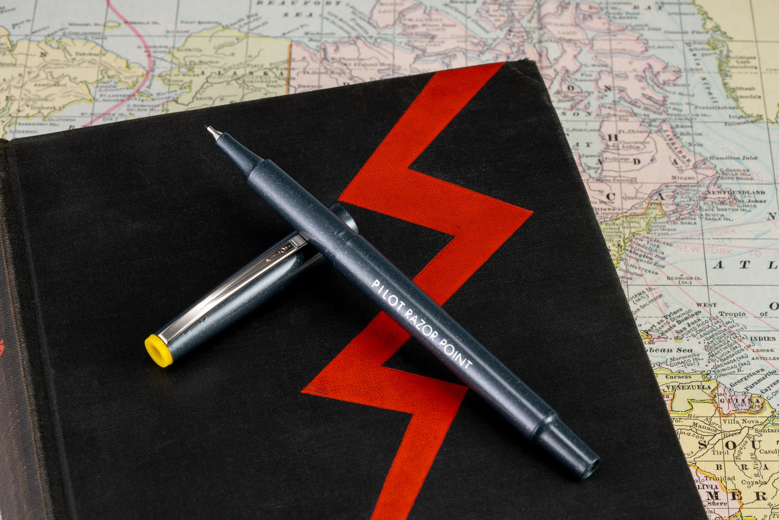 PILOT Razor Point II Fine Line Marker Stick Pens, Point (0.2mm) Black Ink, 12-Pack (11009)