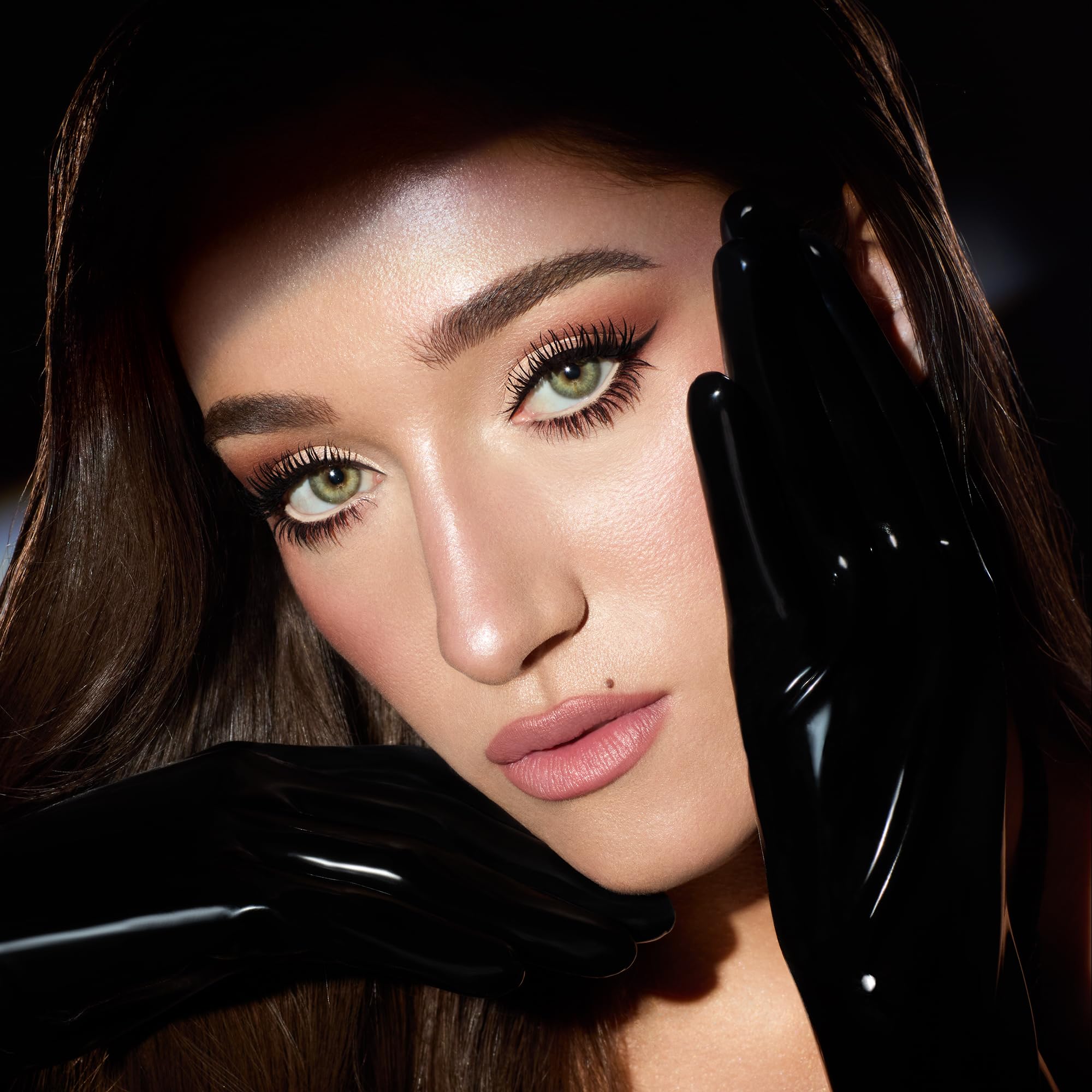 Charlotte Tilbury Bigger, Brighter Eyeshadow Palette - Shimmer & Satin Matte Eyeshadow Quad with a Rich Powder Formula - Includes 4 Complementary Shades - Exagger-Eyes