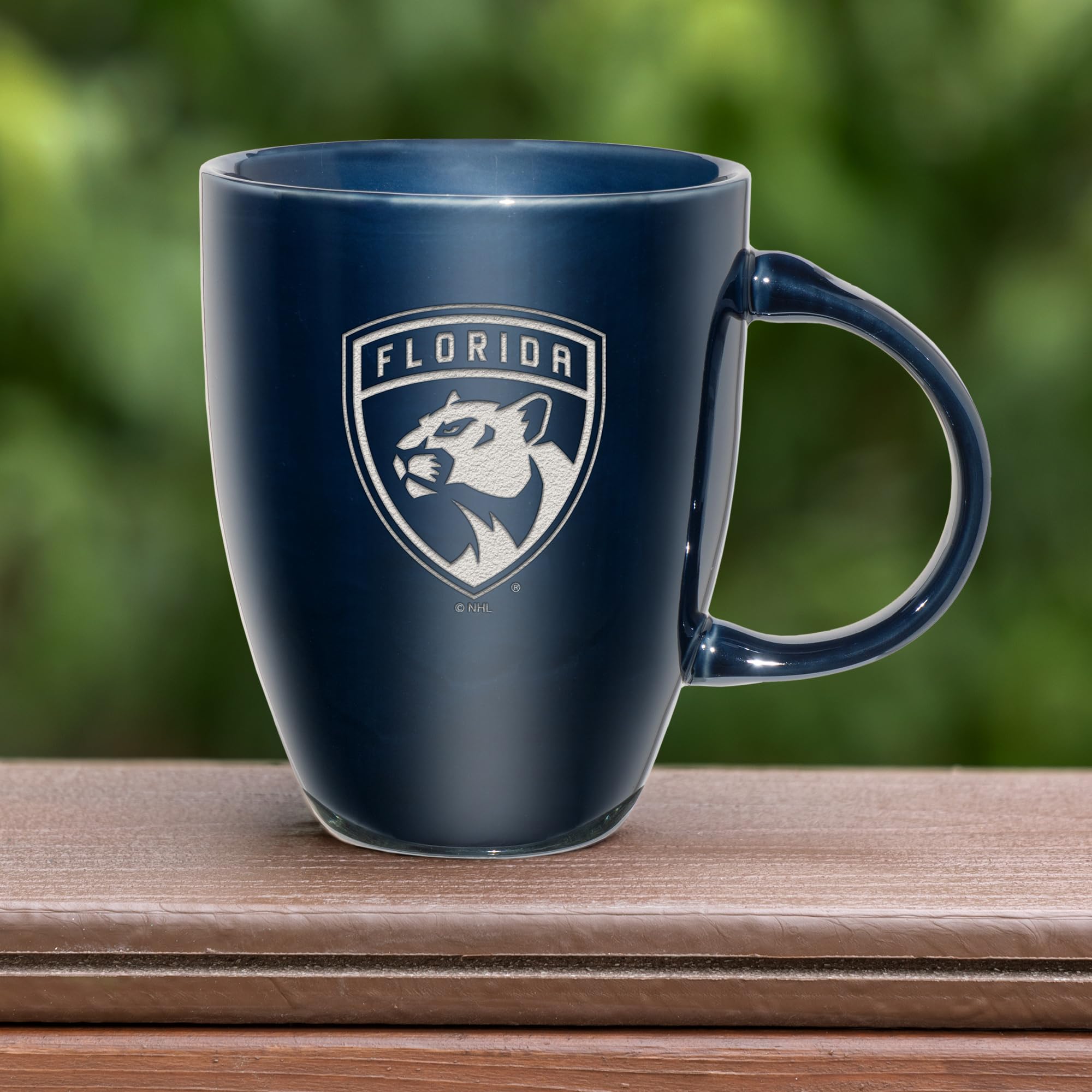 Rico Industries NHL Hockey Florida Panthers Navy Electroplated 18oz Laser Engraved Ceramic Lustre Mug