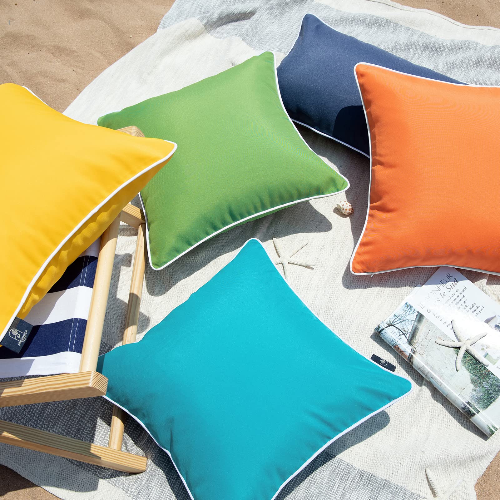 Phantoscope Pack of 2 Outdoor Waterproof Solid Throw Decorative Pillow Cover Decorative Square Outdoor Pillows Cushion Case Patio Pillows for Couch Tent Sunbrella, Forest Green 18x18 inches 45x45 cm