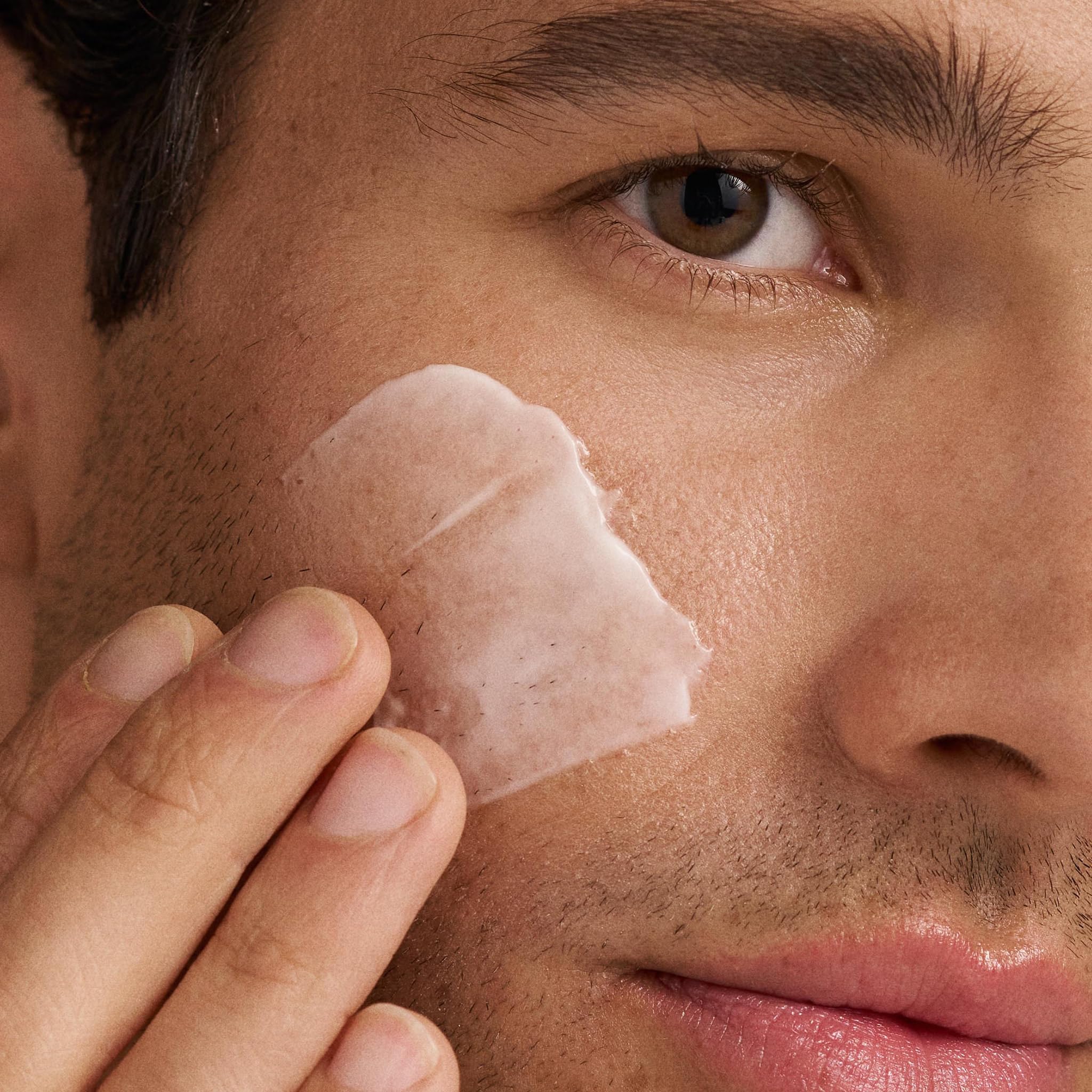 Dermalogica Active Moist Face Moisturizer, Oil-Free Lightweight Daily Hydrating Lotion, Helps Improve Skin Texture and Combat Surface Dehydration for Women and Men - 3.4 fl oz