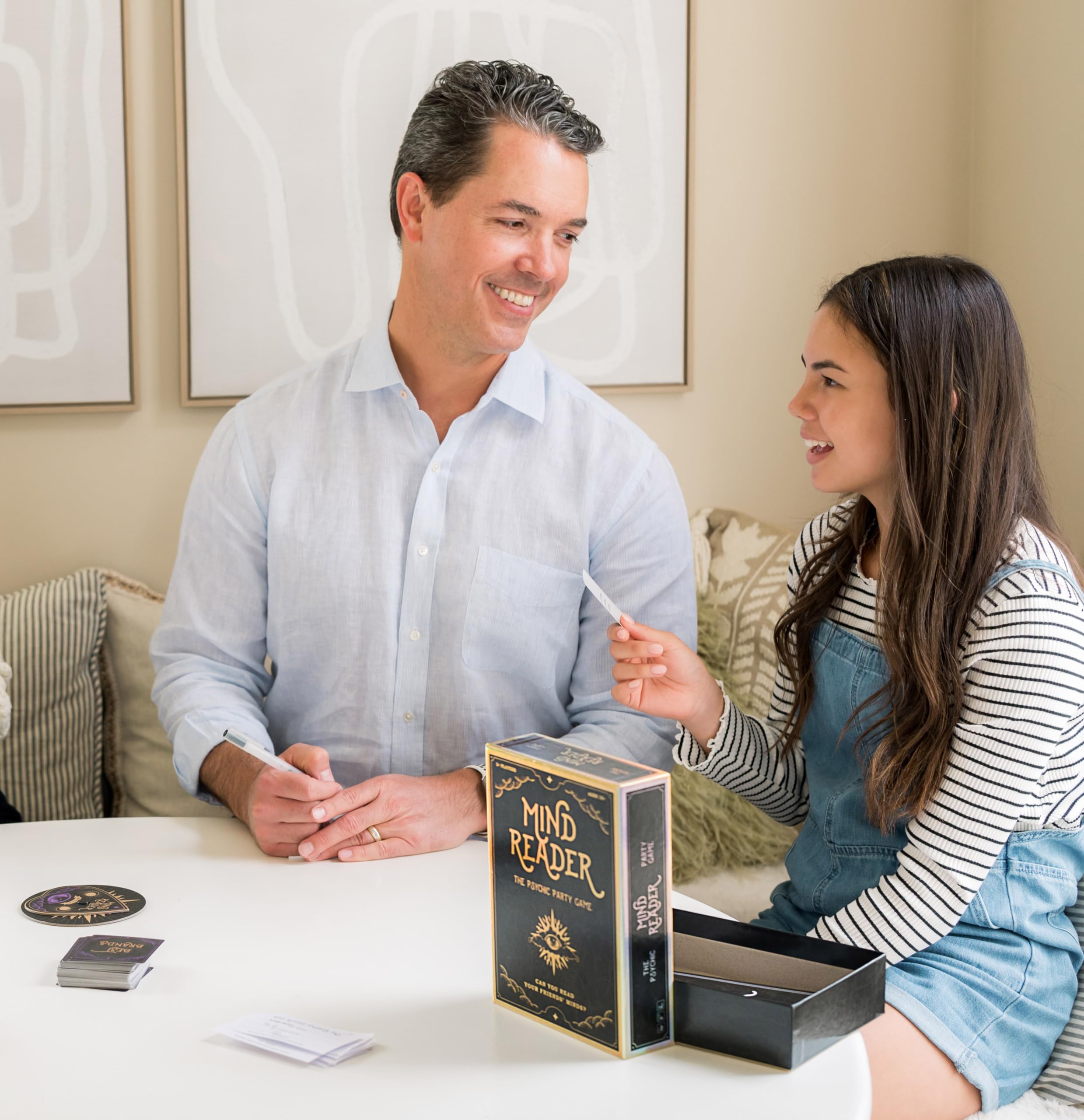 New Game! Mind Reader – Can You Read Your Friends' Minds? The Fun Psychic Mind Meld Family Party Game for Kids, Tweens, Teens, College Students, Adults & Families - Perfect Board Games Night Group