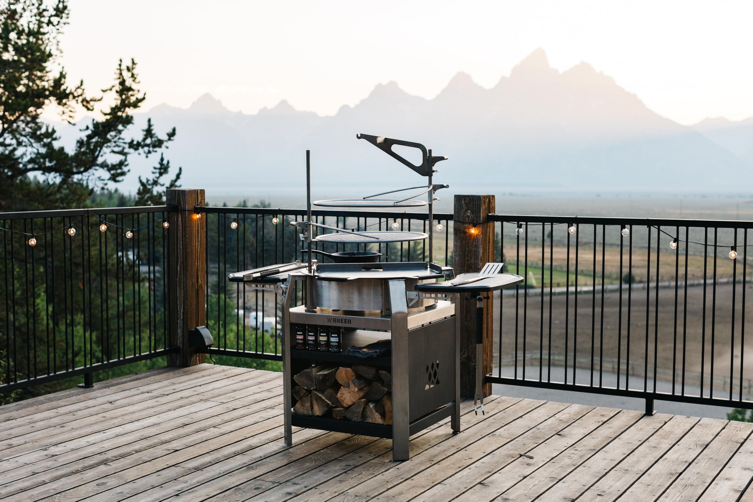 Breeo Live-Fire Grill - Outdoor Fire Pit, Portable Wood Stove, Firepit Grills - For BBQ, Pizza, Burger, From Grilling to Searing - Campfire Cooking Equipment - Compatible with All X24 Accessories