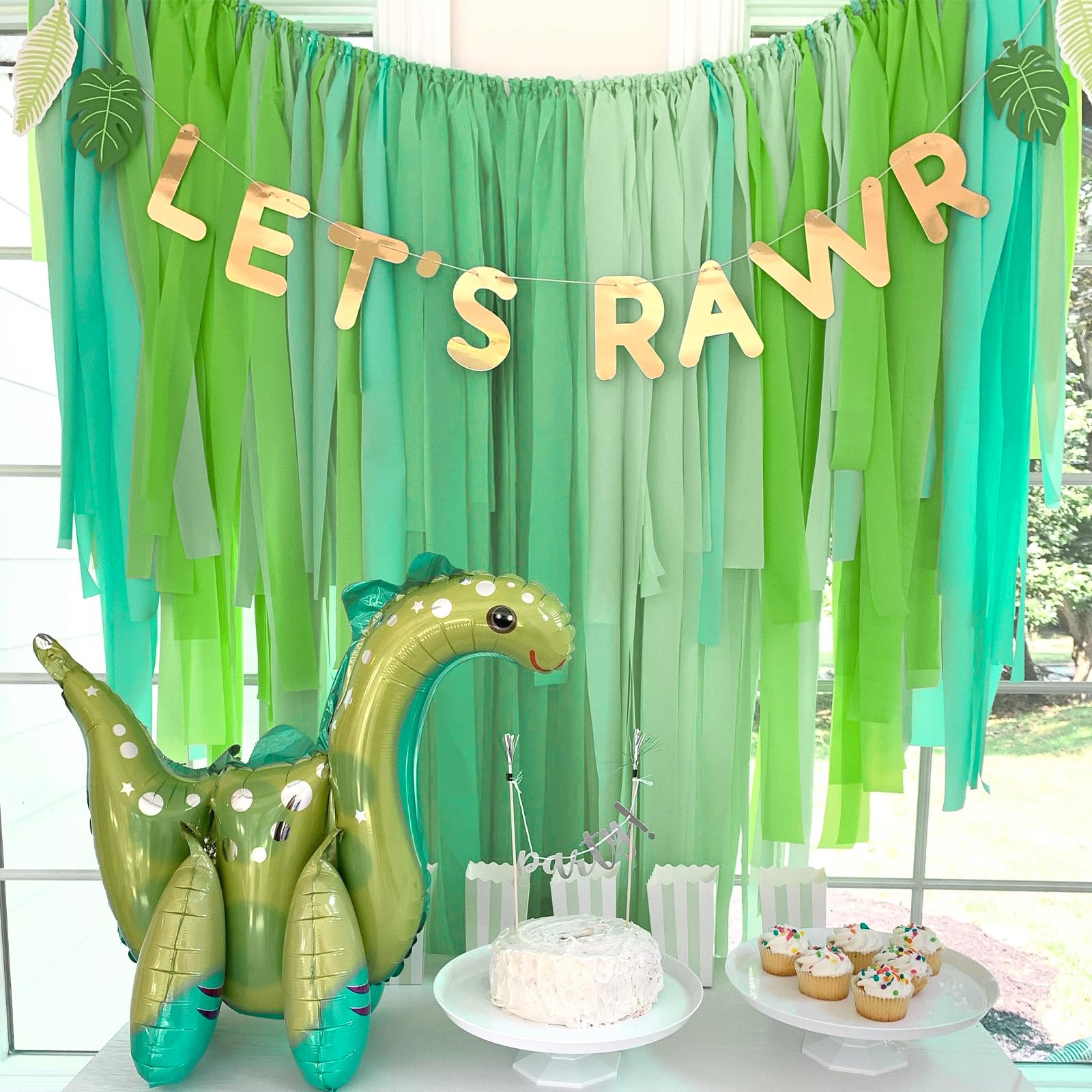 PartyWoo Extra Large Crepe Paper Streamers 3 Rolls 393ft, Pack of Light Green Crepe Paper Party Streamers, Crepe Paper for Party Decorations, Baby Shower Decorations (1.8 Inch x 131Ft/Roll)